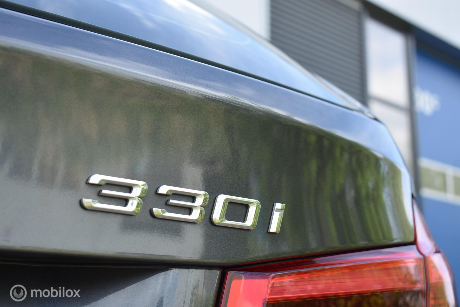 Foto van BMW 330i