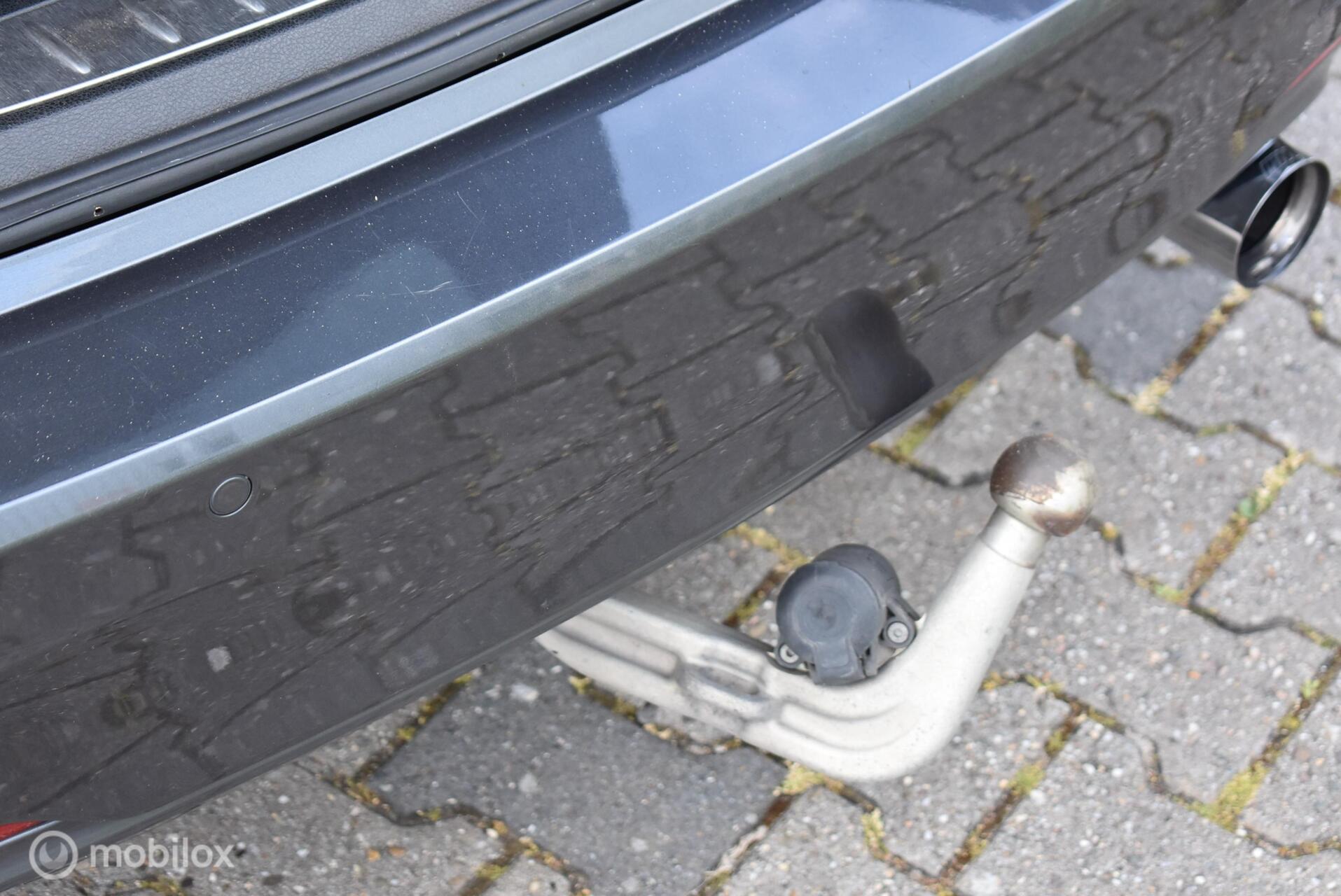 Foto van BMW 330i