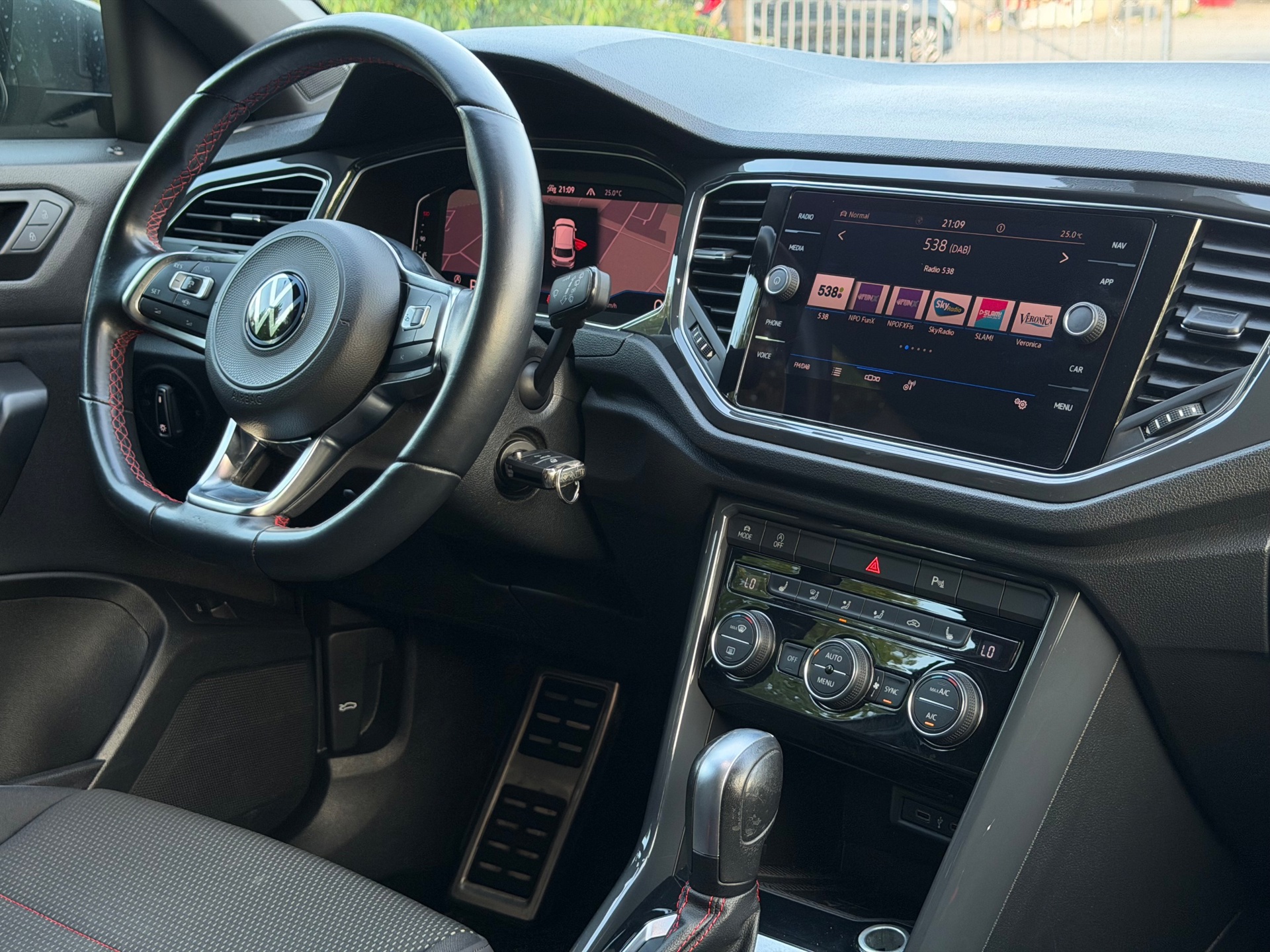 Foto van Volkswagen T-roc