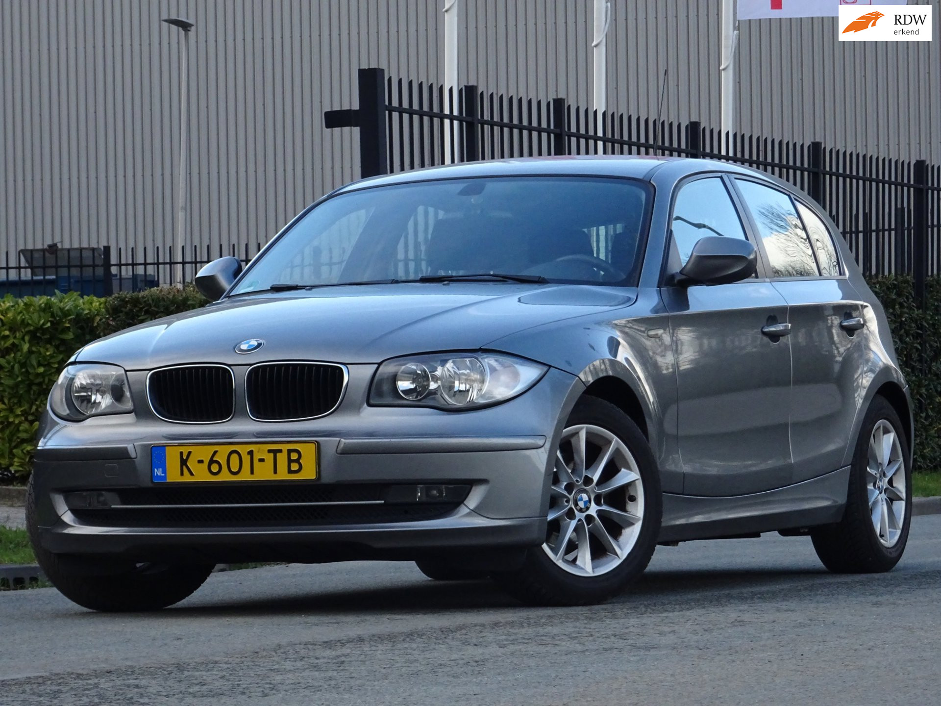 BMW 1er Reihe Verkocht! Verkocht! 2009 - voorkant