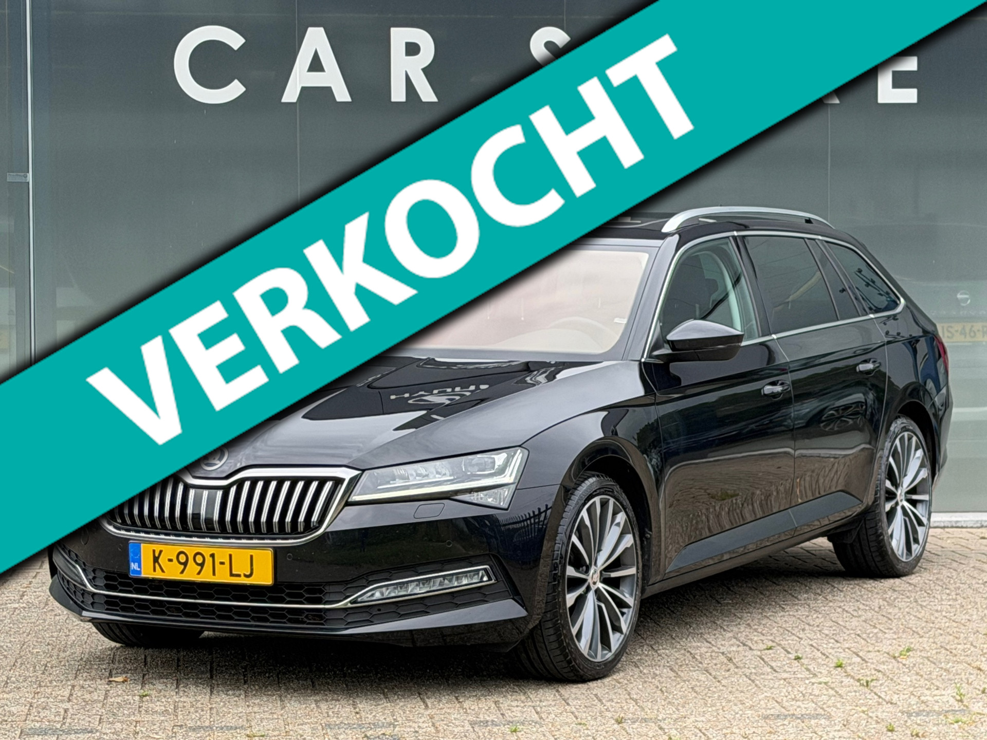 Skoda Superb 1.5 TSI ACT Business Edition Pano/Trekhaak/360 vieuw 2021 - voorkant