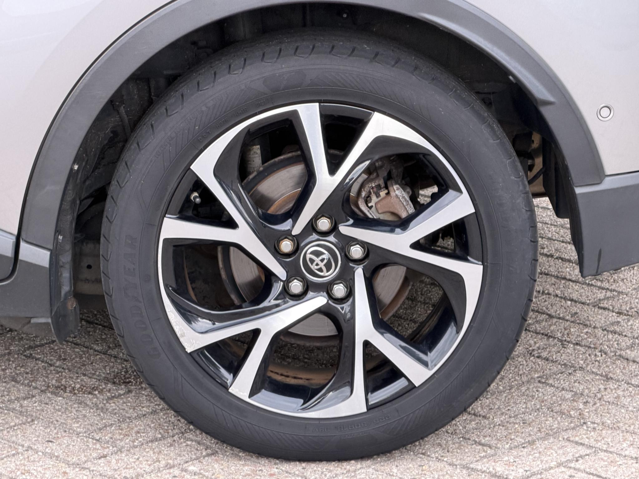 Foto van Toyota Toyota C-hr