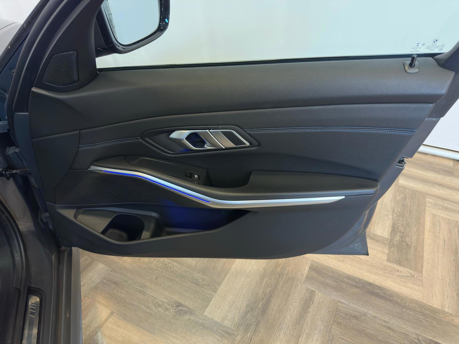 Foto van BMW 318i