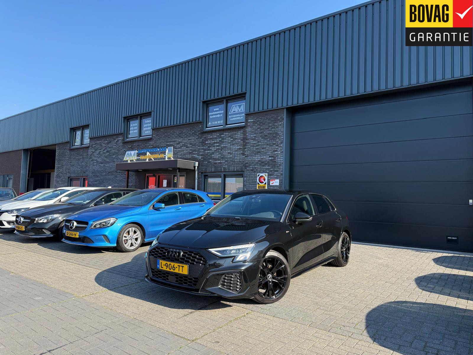 Audi A3 Sportback 30 TFSI S-Line full Black Org NL Auto 1eig 2021 - voorkant
