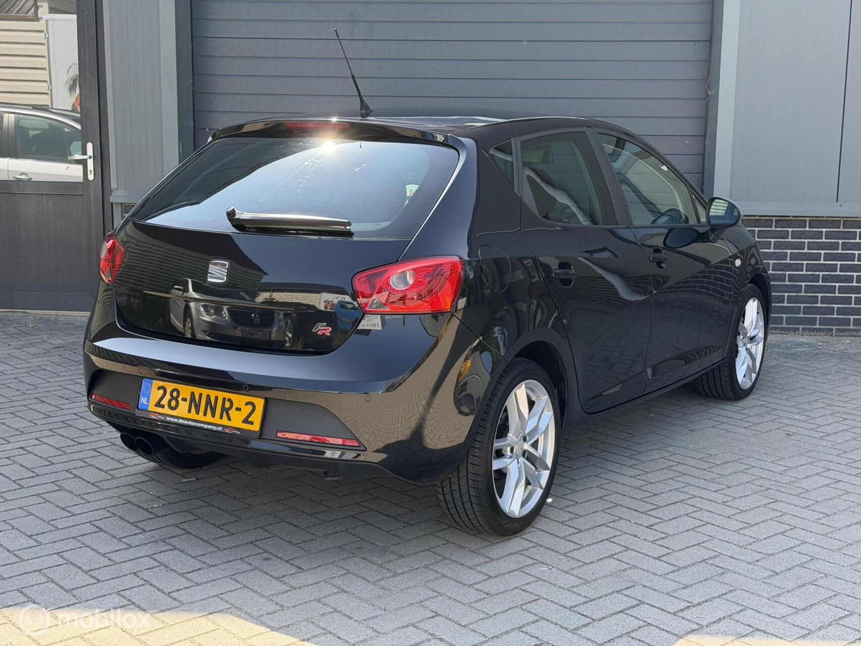 Foto van Seat Ibiza SC
