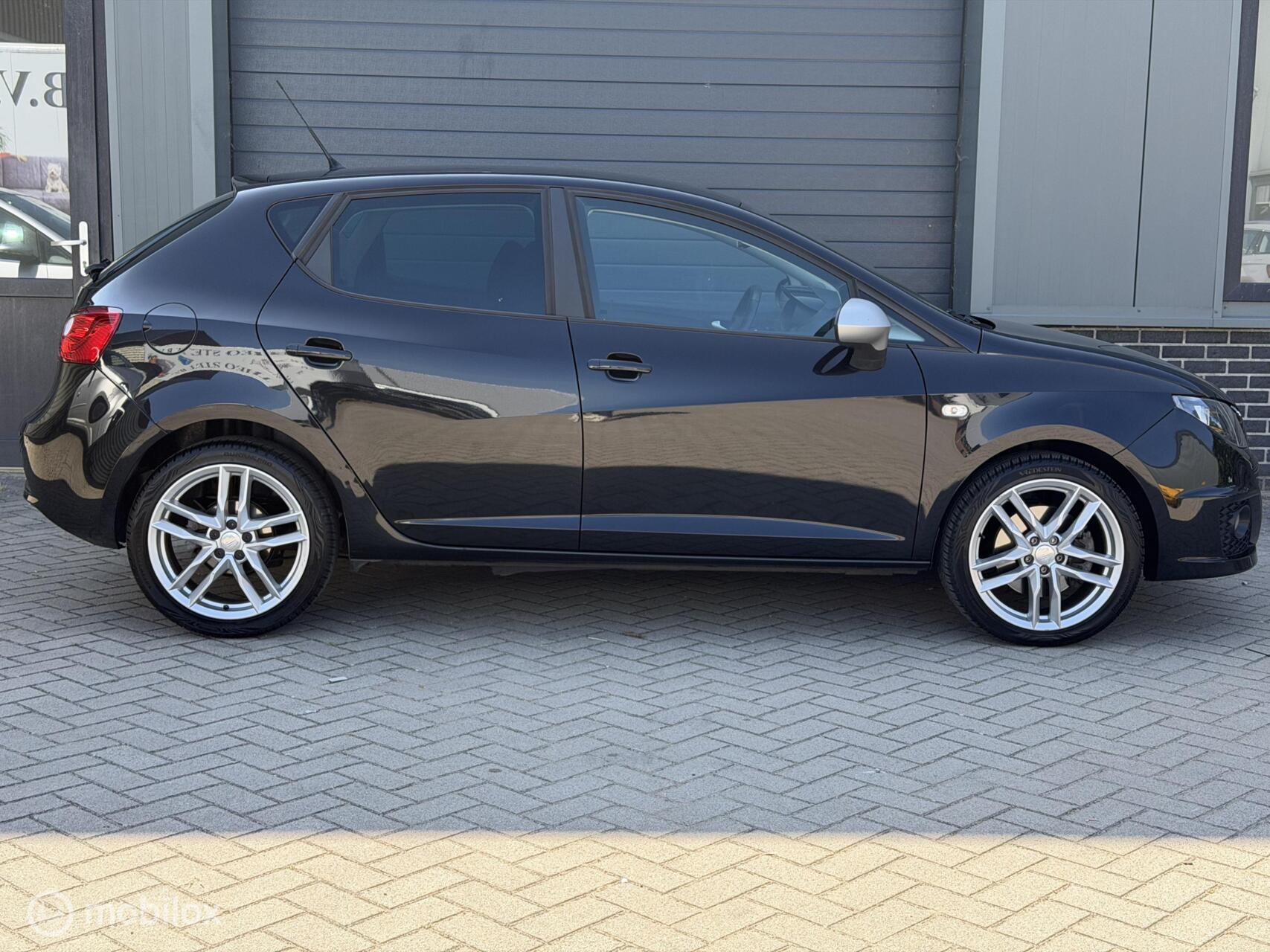 Foto van Seat Ibiza SC