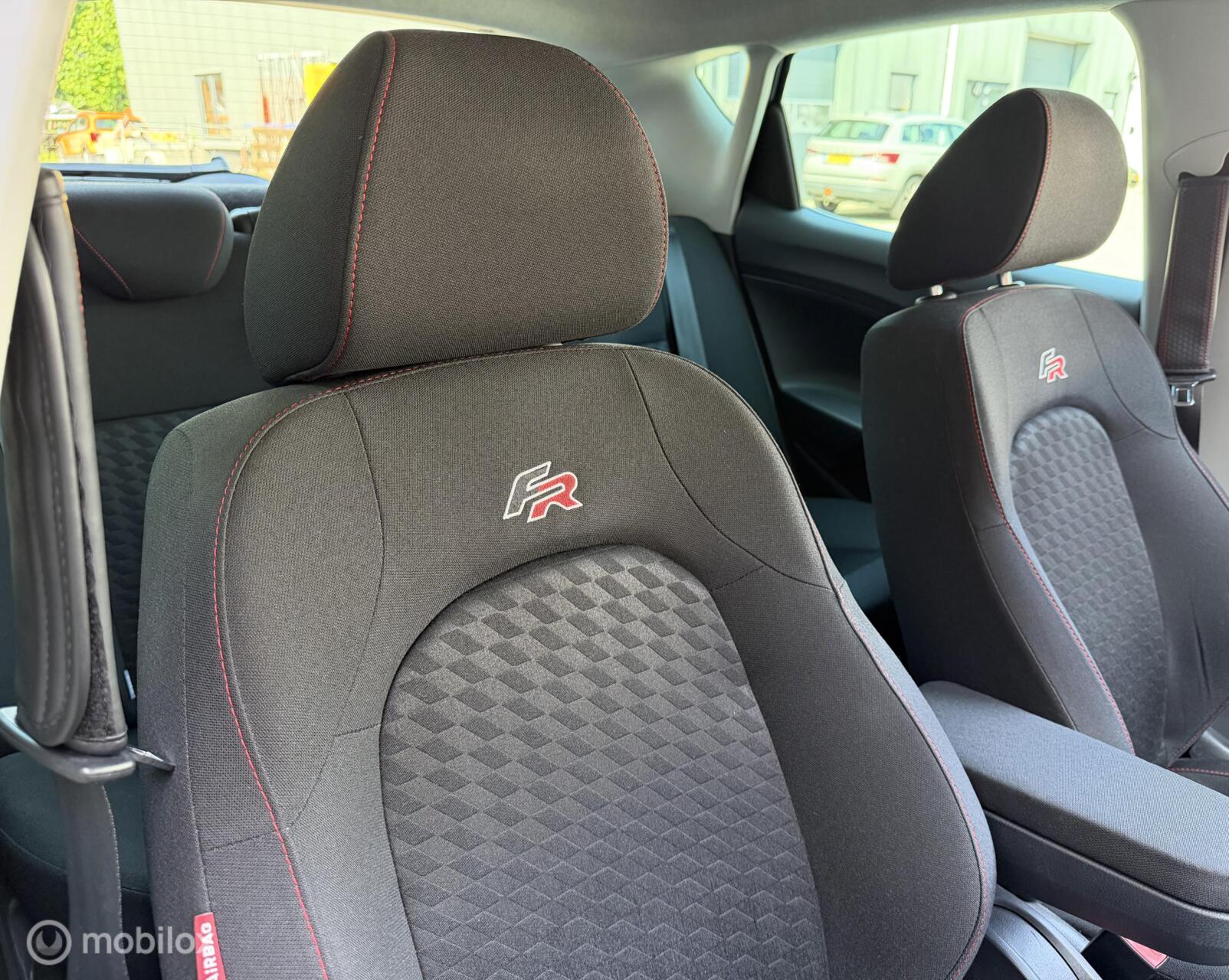 Foto van Seat Ibiza SC