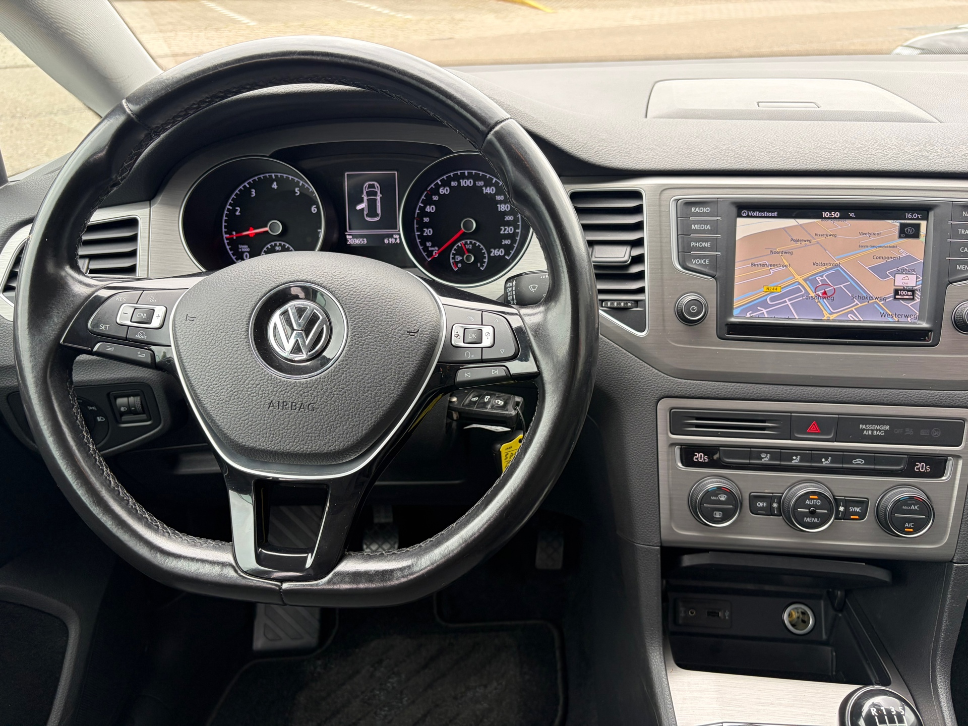Foto van Volkswagen Golf Sportsvan
