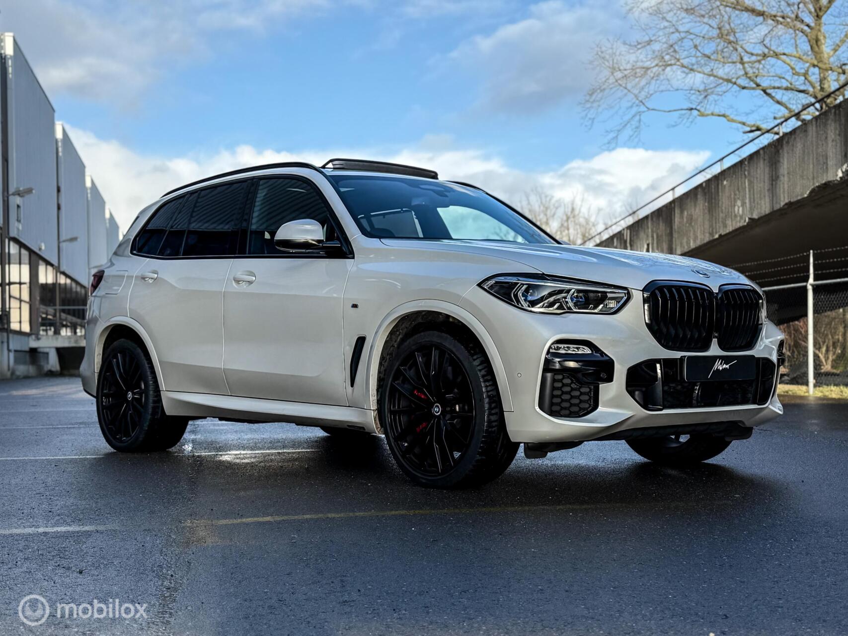 Foto van BMW X5 Xdrive45e