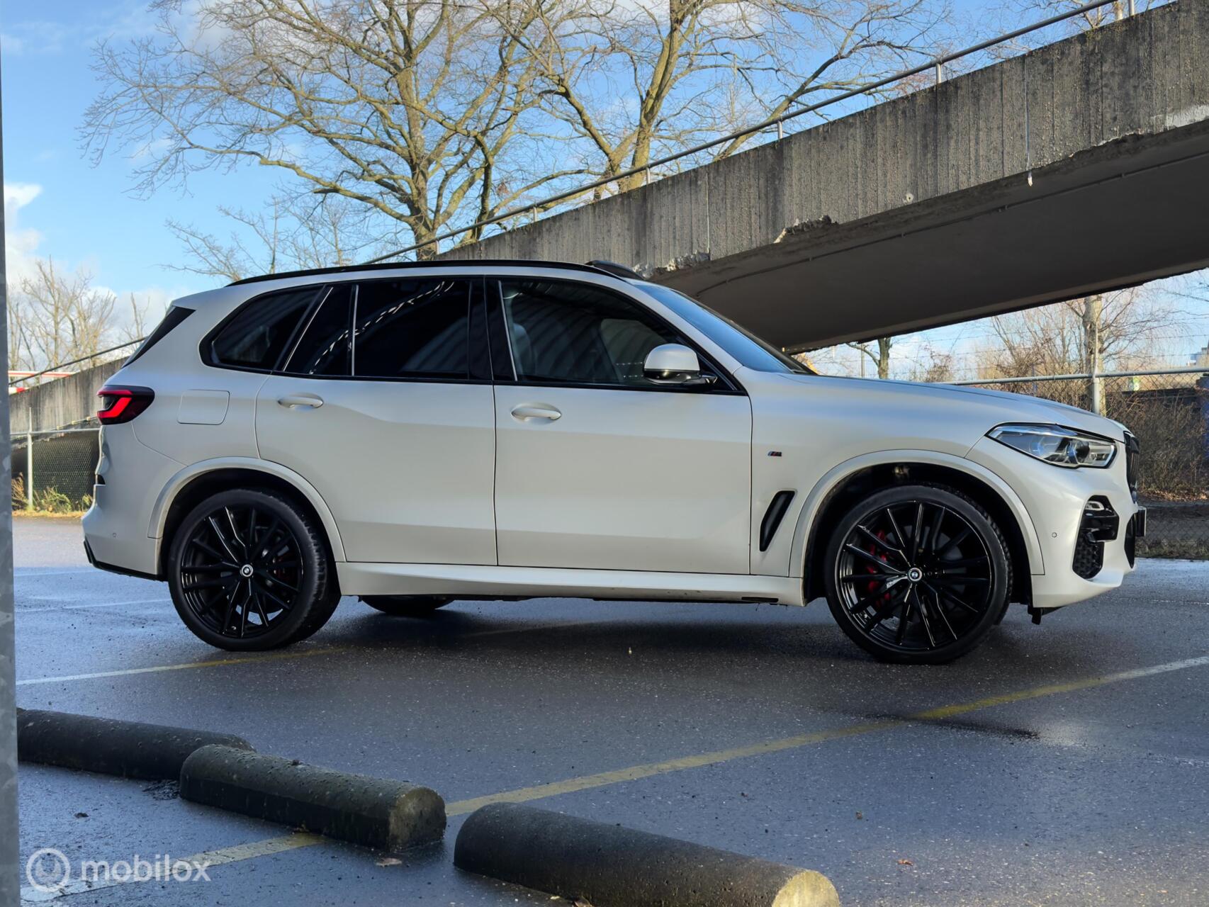 Foto van BMW X5 Xdrive45e