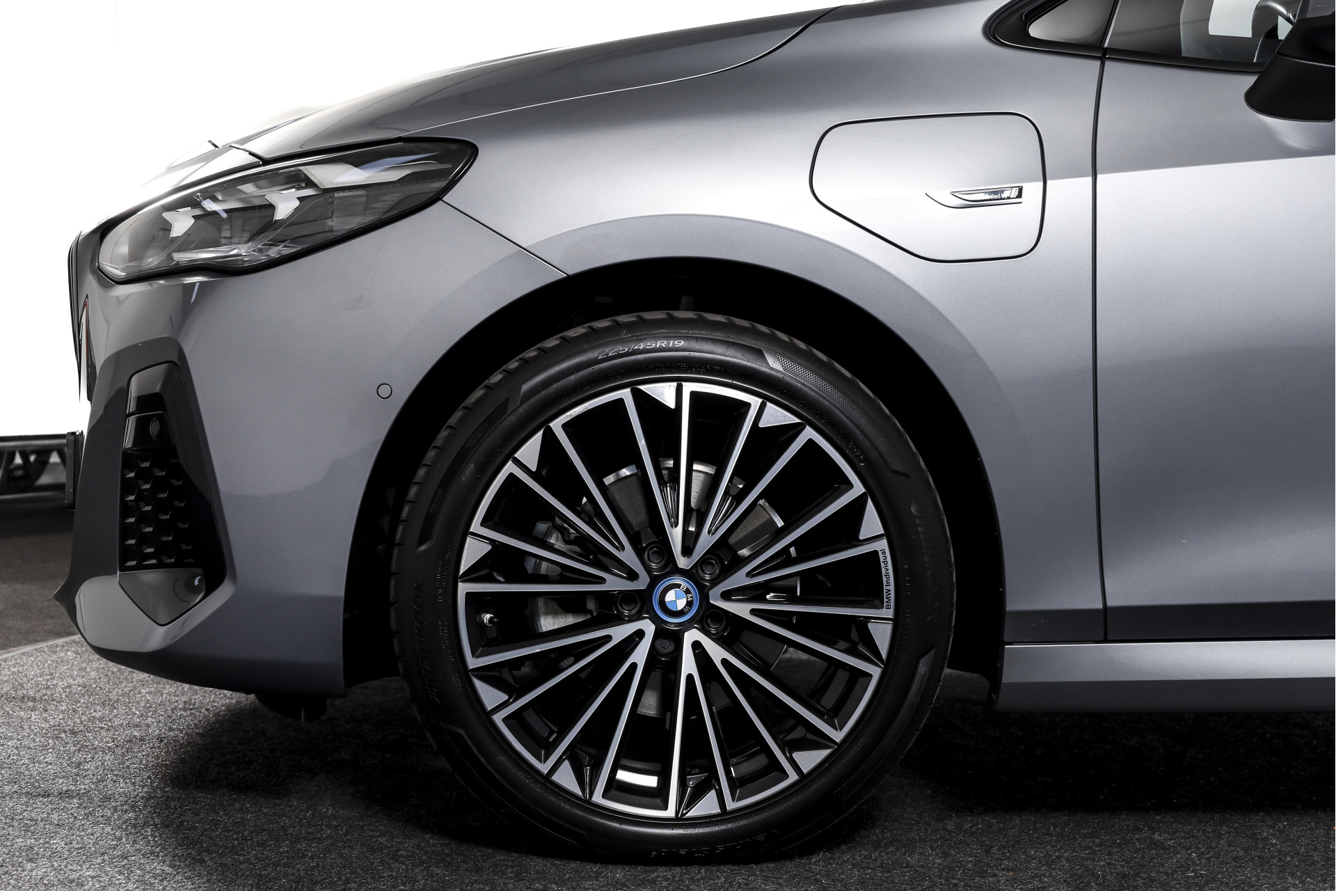 Foto van BMW 225e xDrive Active Tourer