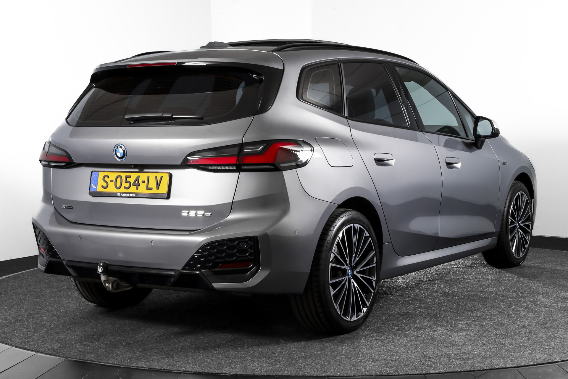 Foto van BMW 225e xDrive Active Tourer