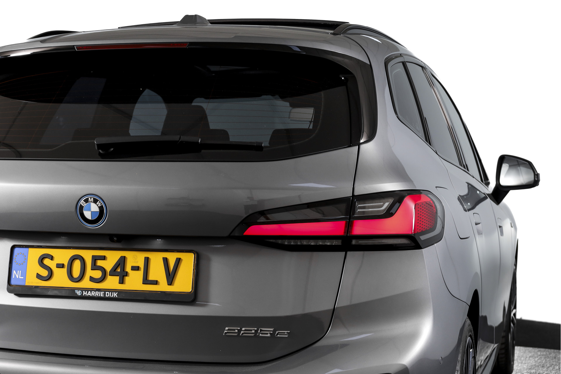 Foto van BMW 225e xDrive Active Tourer