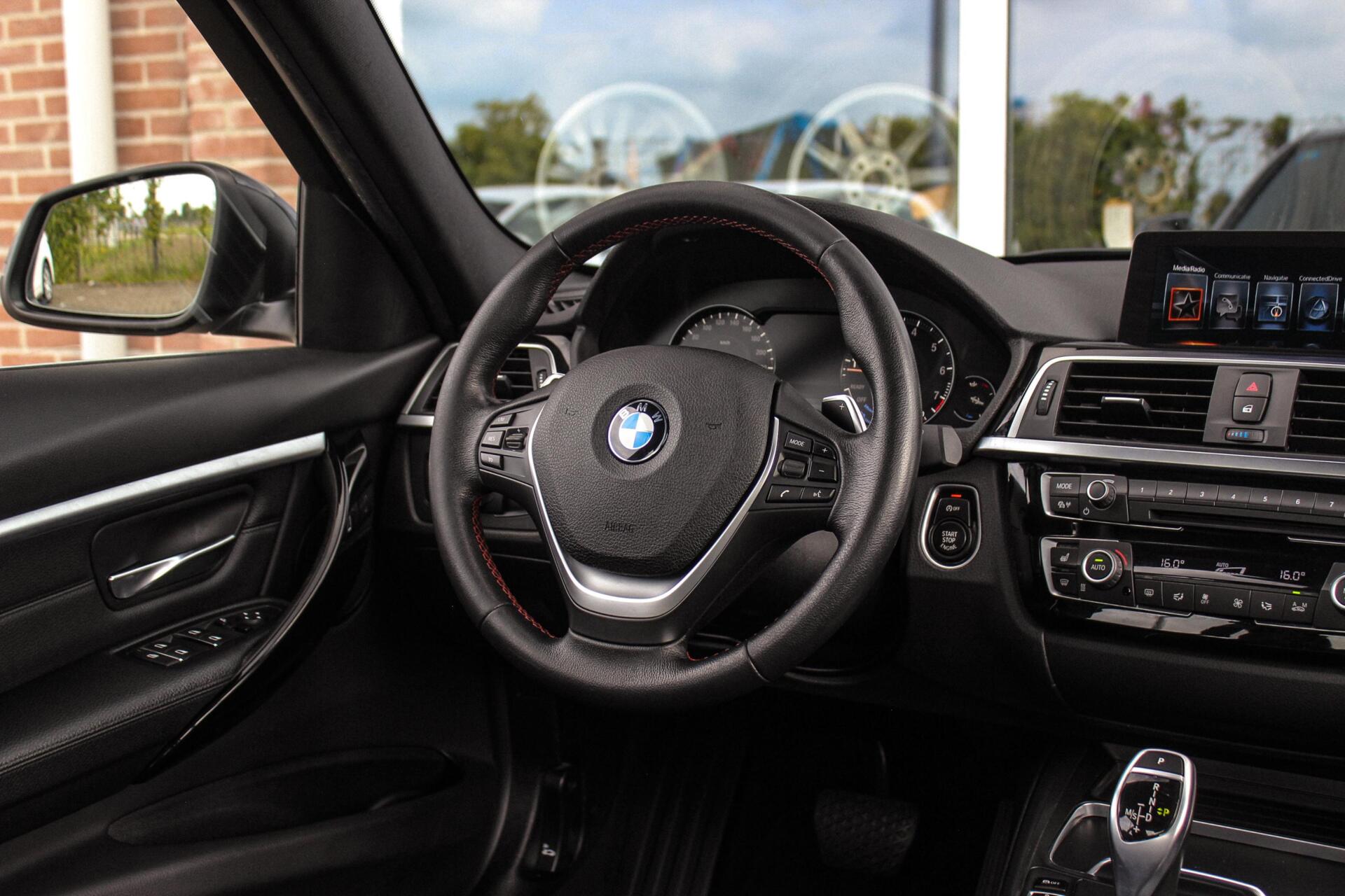 Foto van BMW 320i