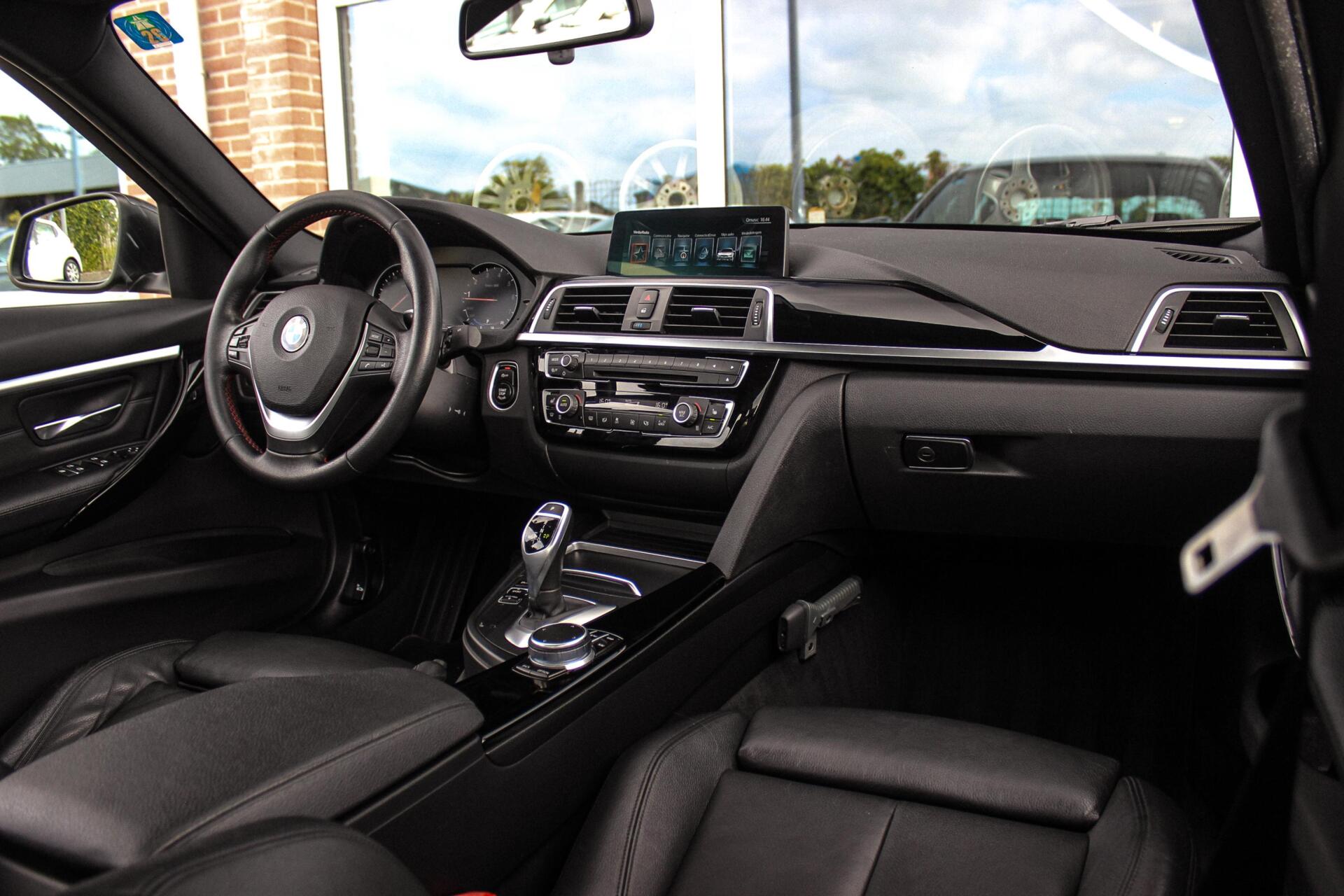 Foto van BMW 320i