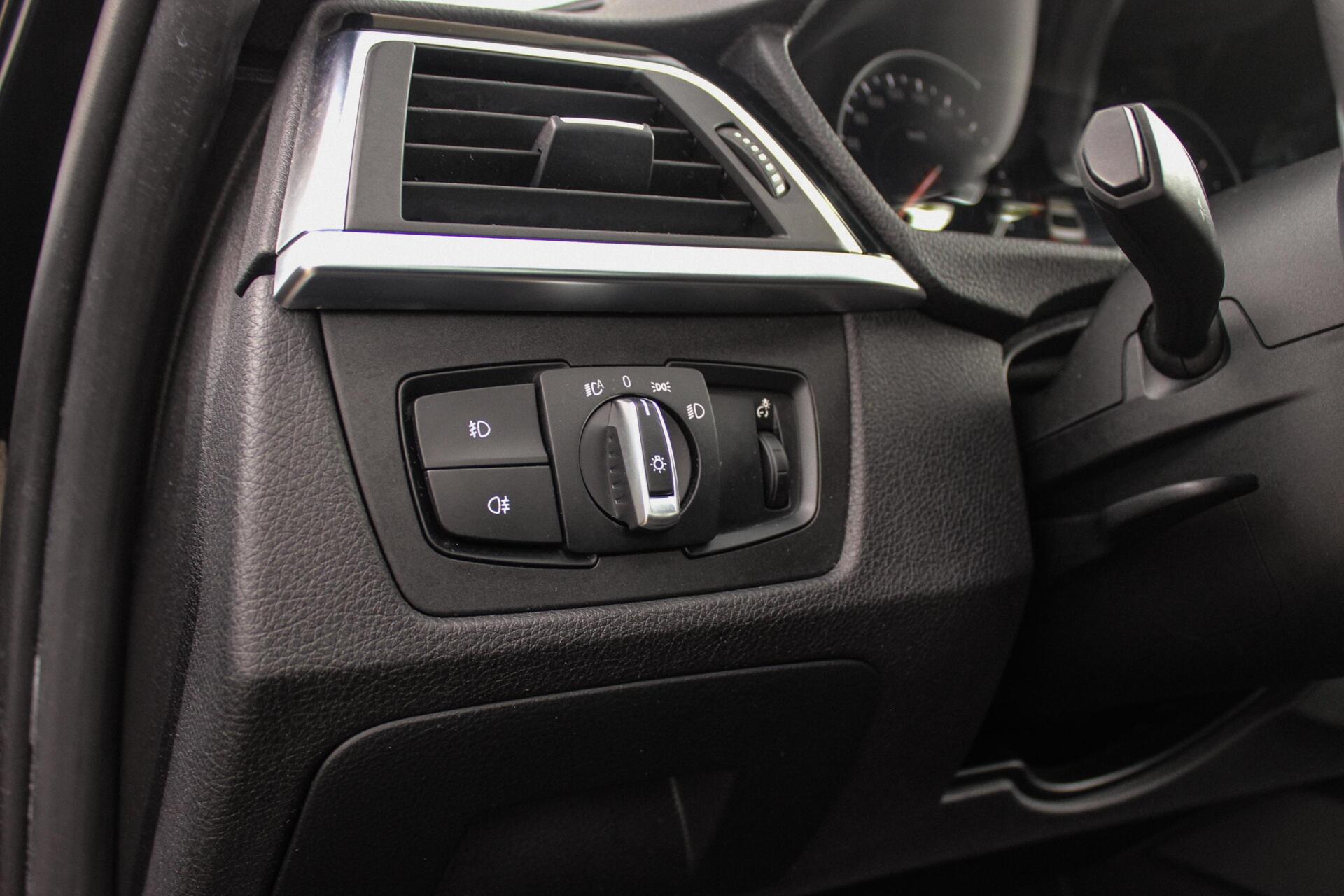 Foto van BMW 320i