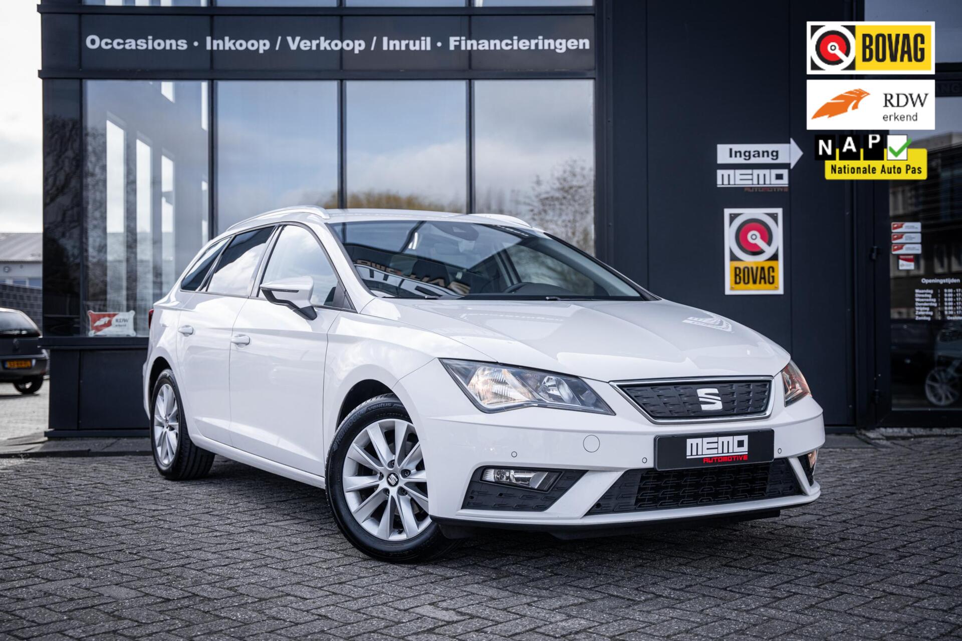 Seat Leon ST 1.0 EcoTSI Style Business*AUTOMAAT*CARPLAY*KEYLESS 2018 - voorkant