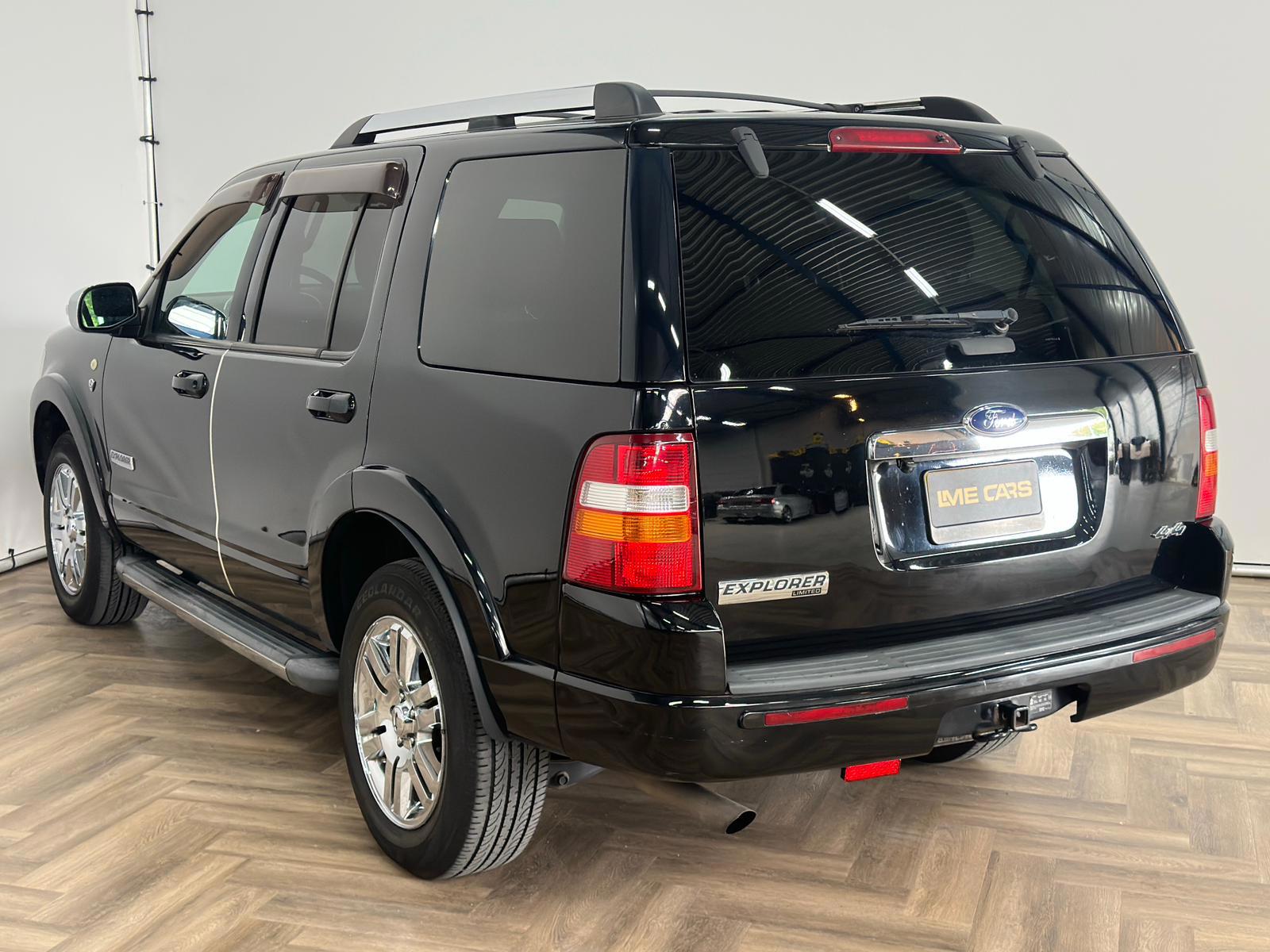 Foto van Ford Explorer Limited
