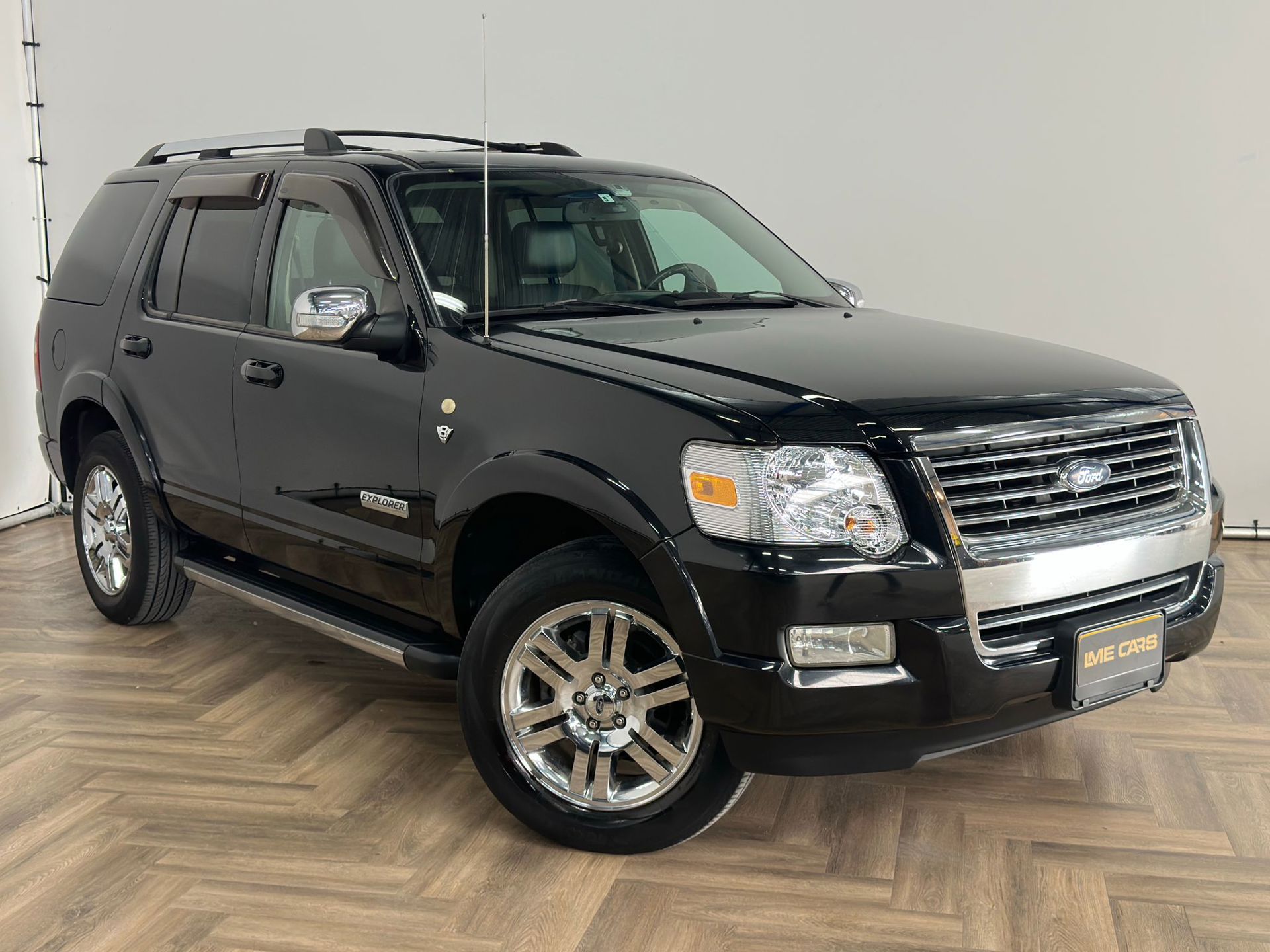 Foto van Ford Explorer Limited