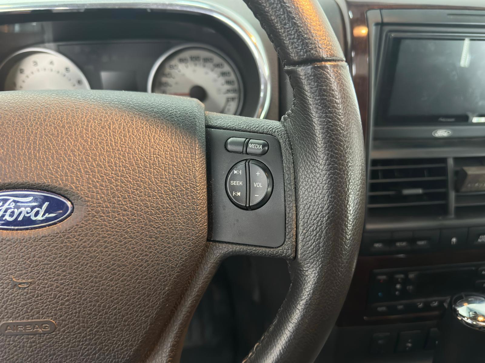 Foto van Ford Explorer Limited