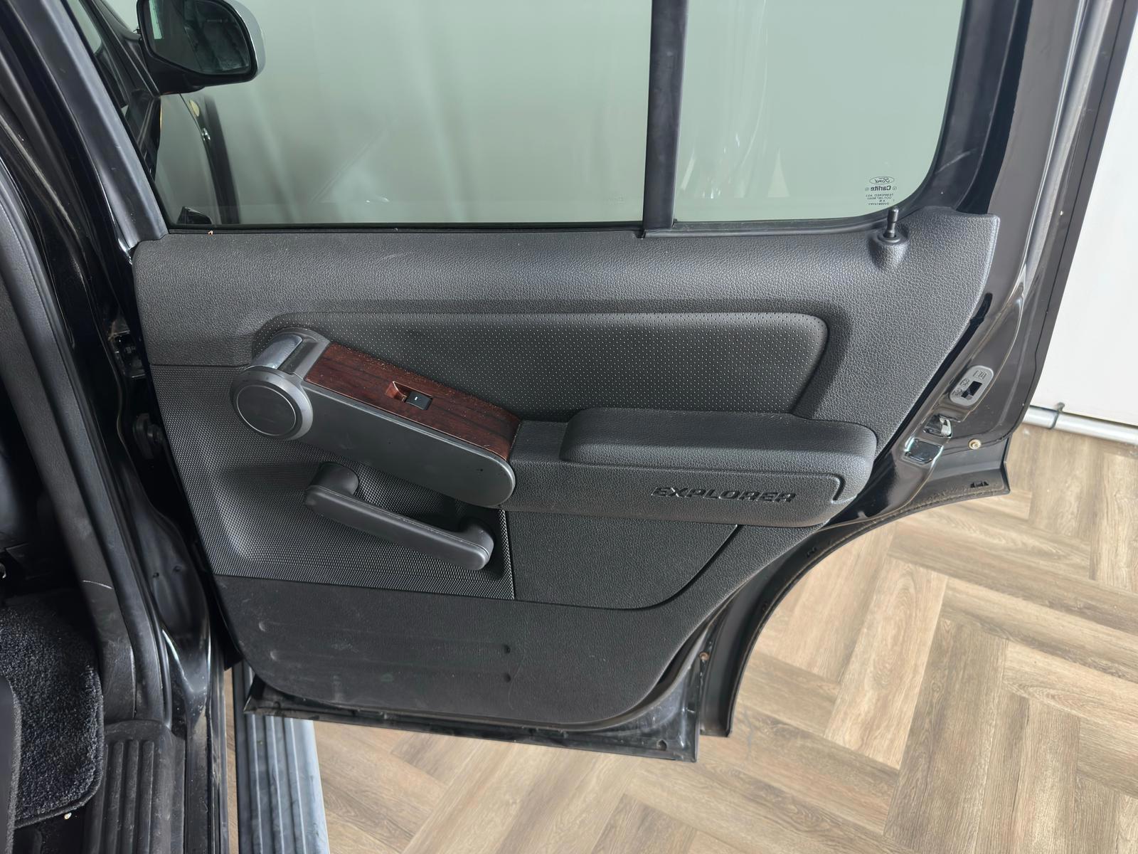 Foto van Ford Explorer Limited