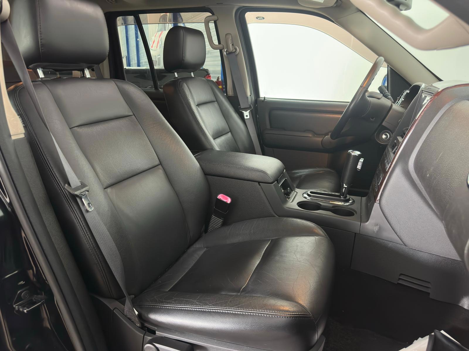 Foto van Ford Explorer Limited