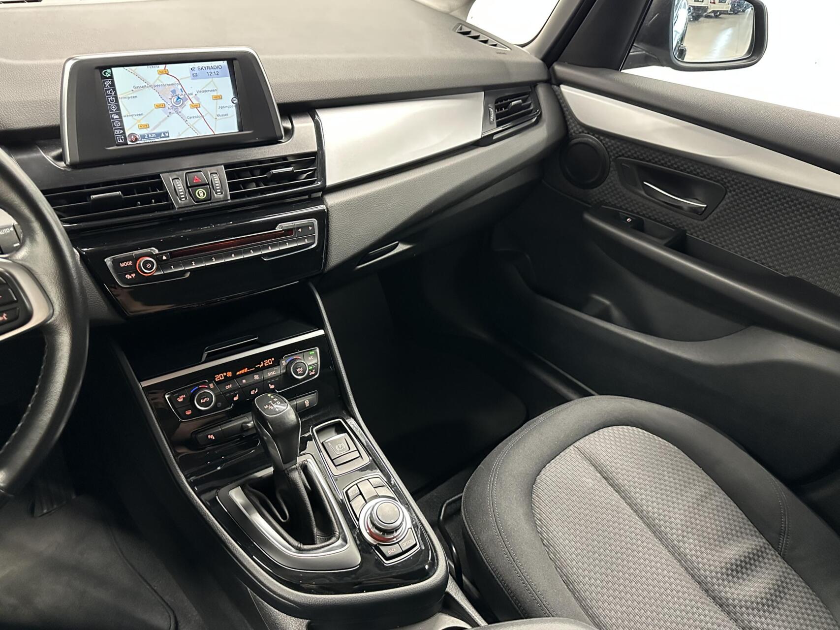 Foto van BMW 218i Active Tourer