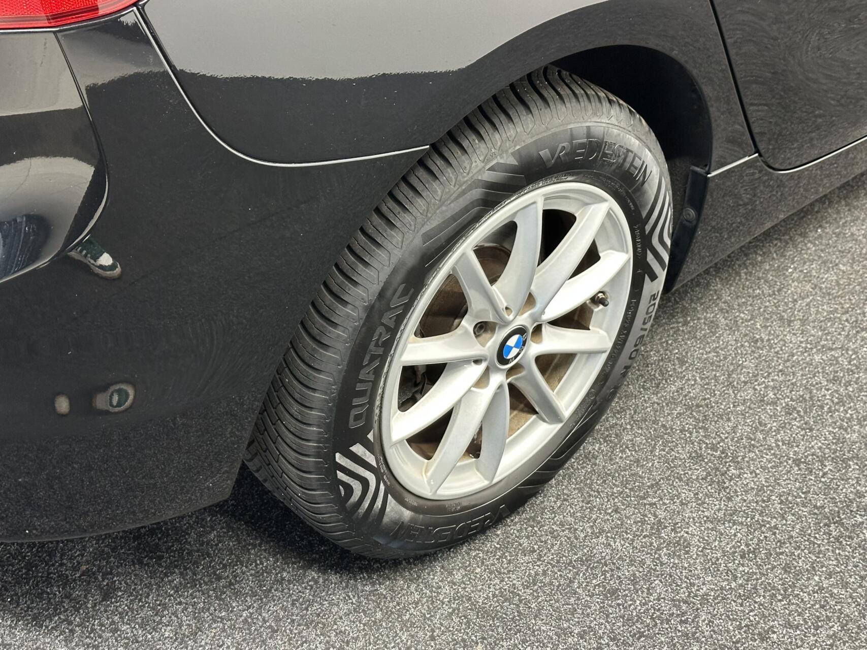 Foto van BMW 218i Active Tourer