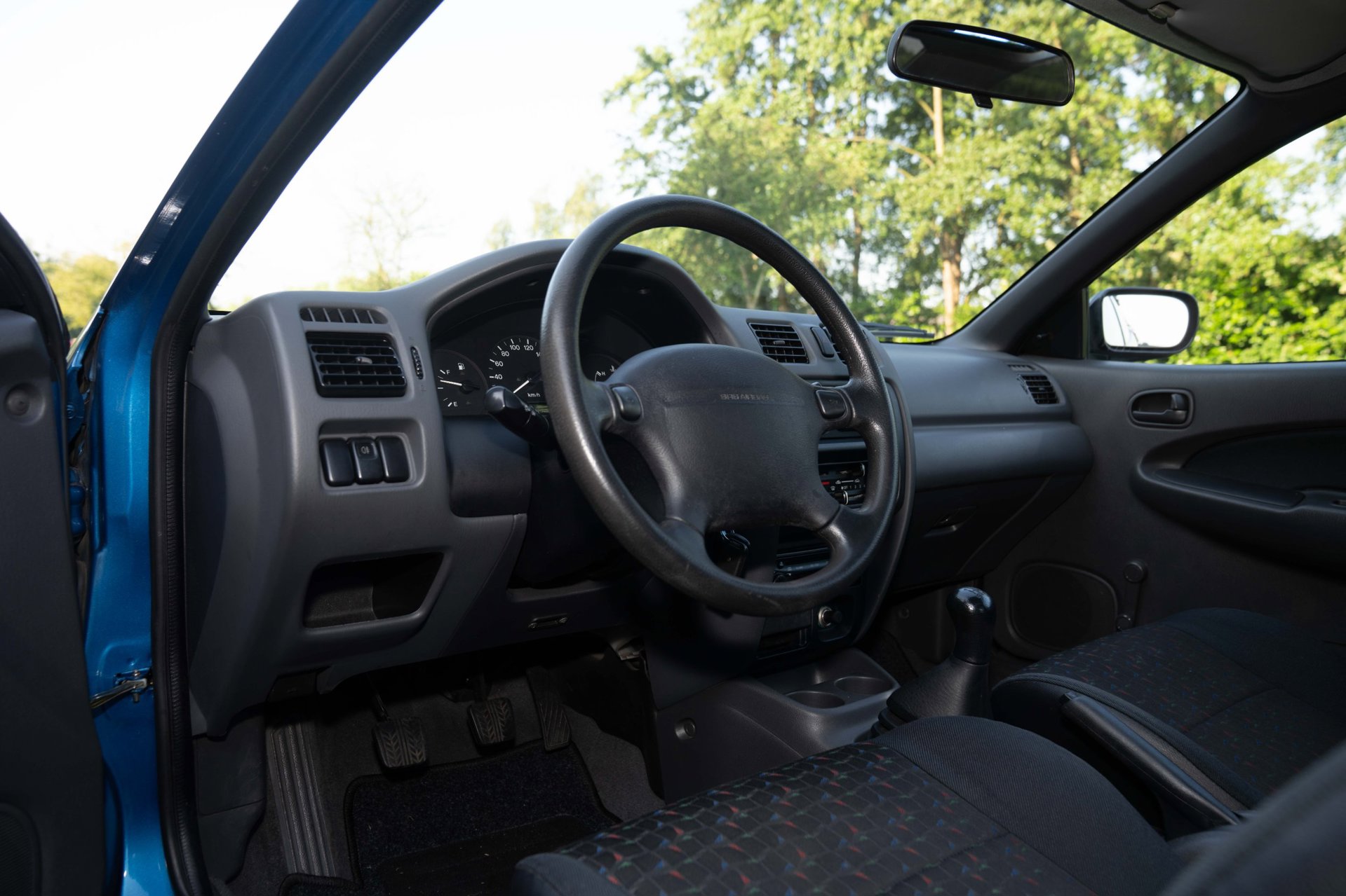 Foto van Mazda Mazda 323
