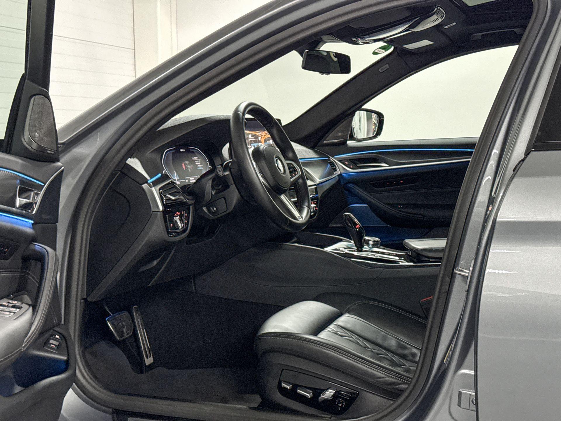 Foto van BMW 530e
