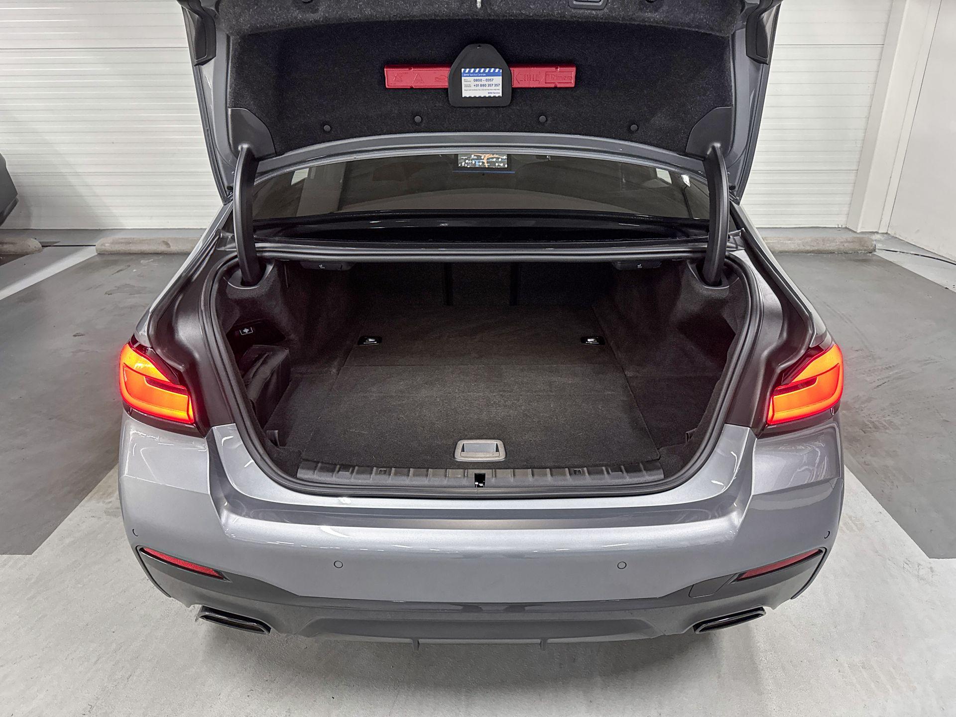 Foto van BMW 530e