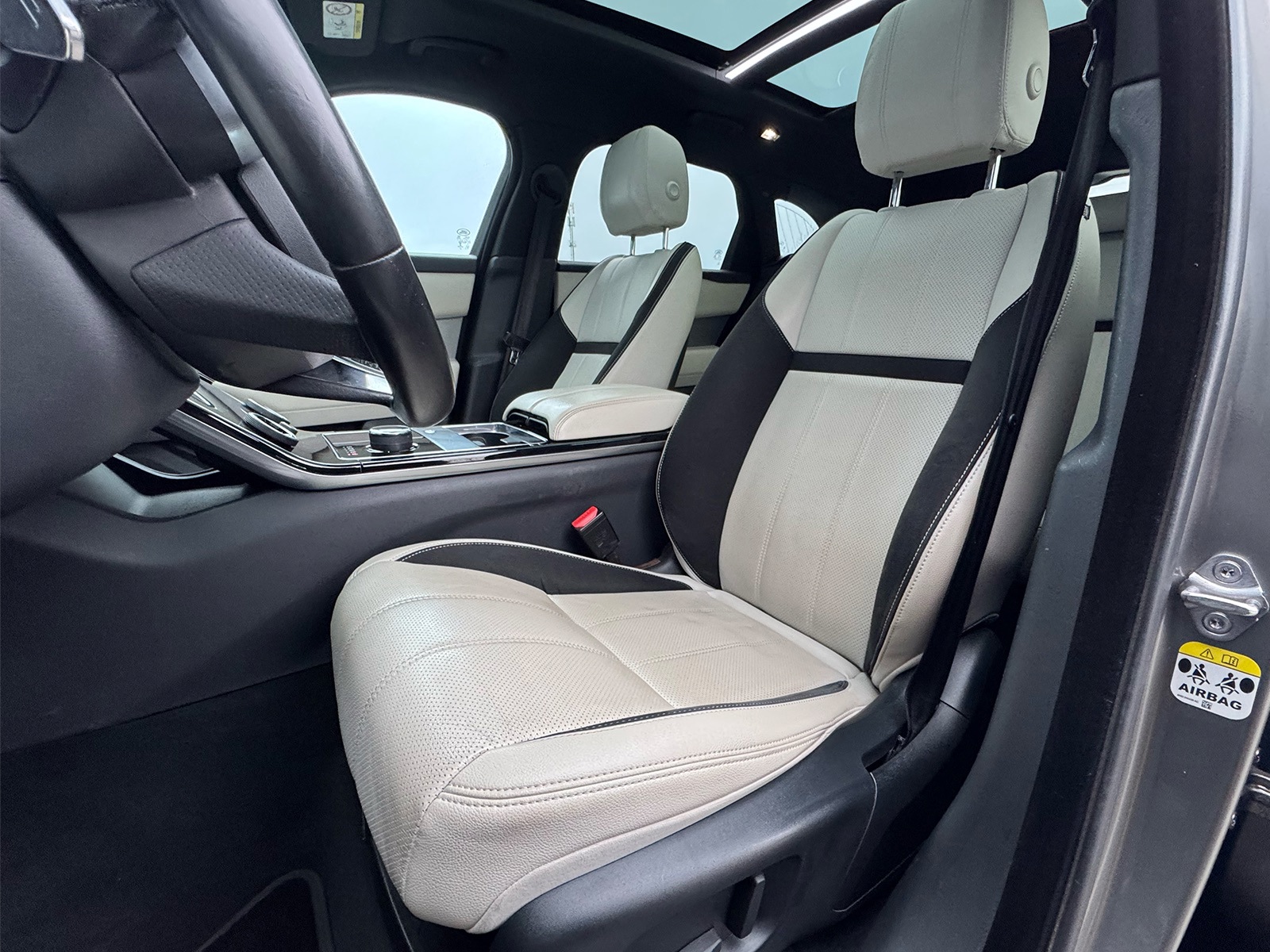 Foto van Land Rover Range Rover Velar