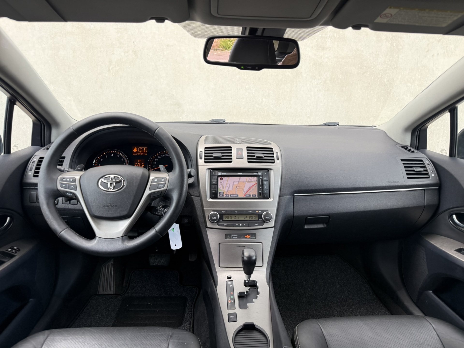 Foto van Toyota Toyota Avensis