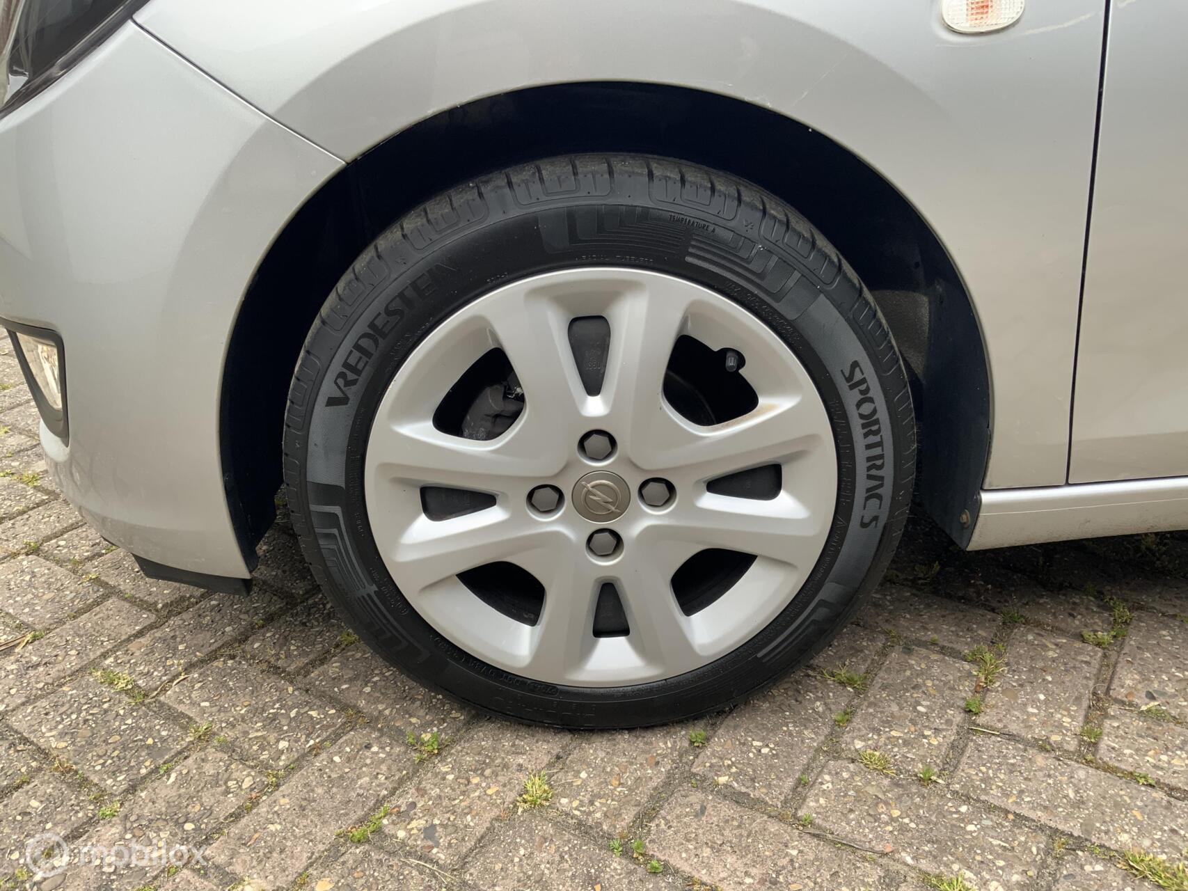 Foto van Opel Karl / Viva