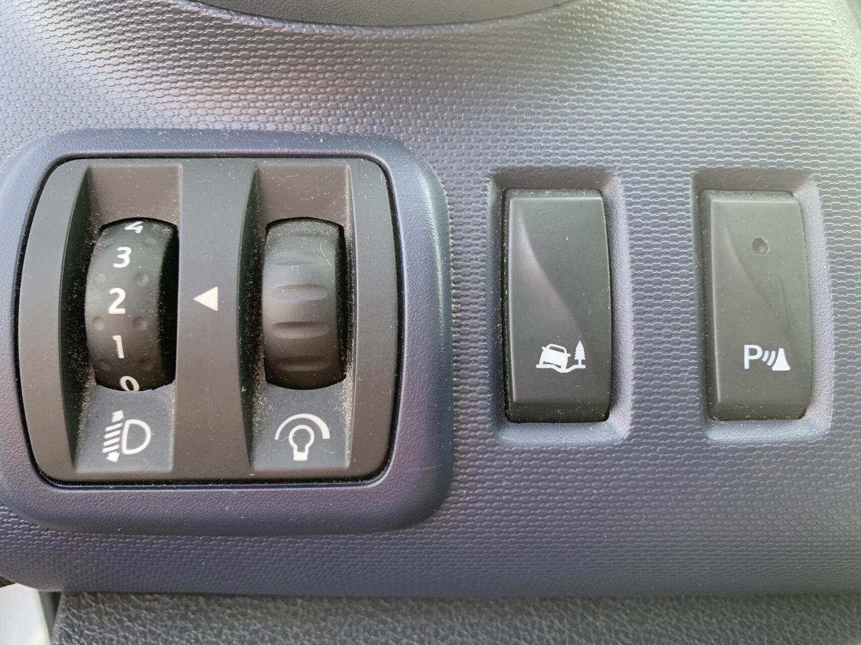 Foto van Opel Vivaro-b