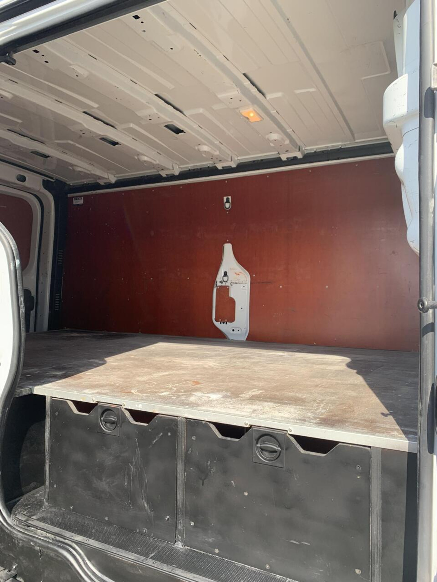 Foto van Opel Vivaro-b
