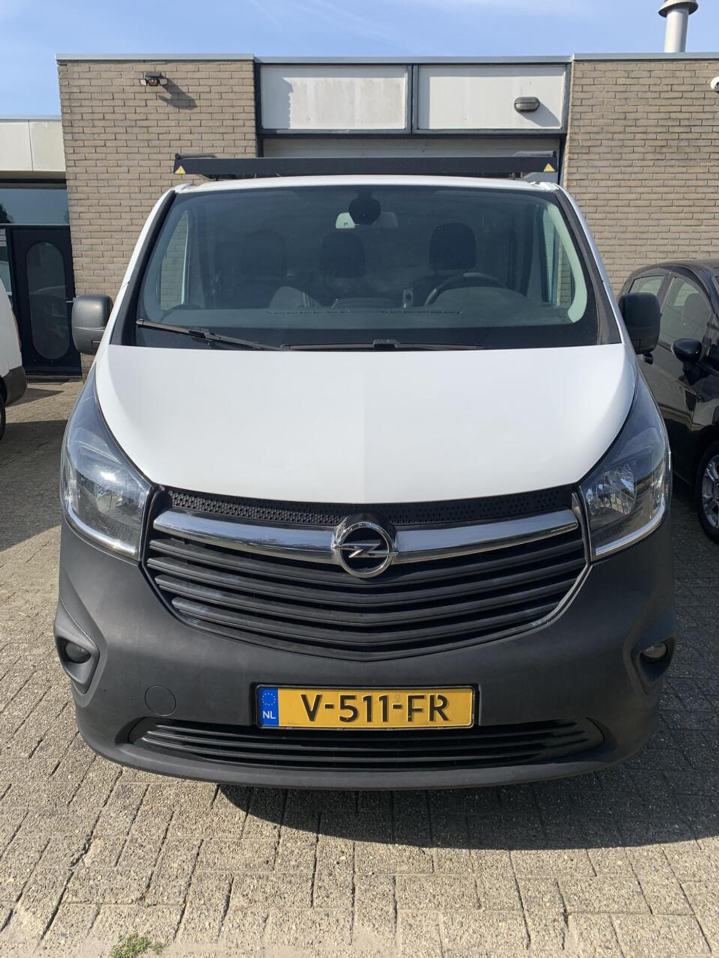 Foto van Opel Vivaro-b