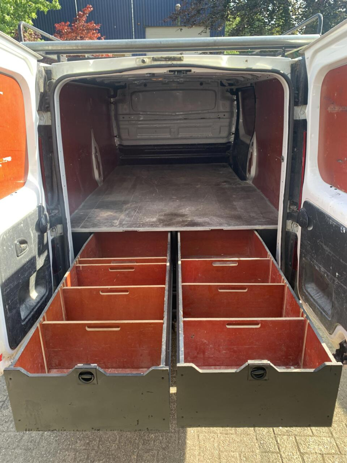 Foto van Opel Vivaro-b