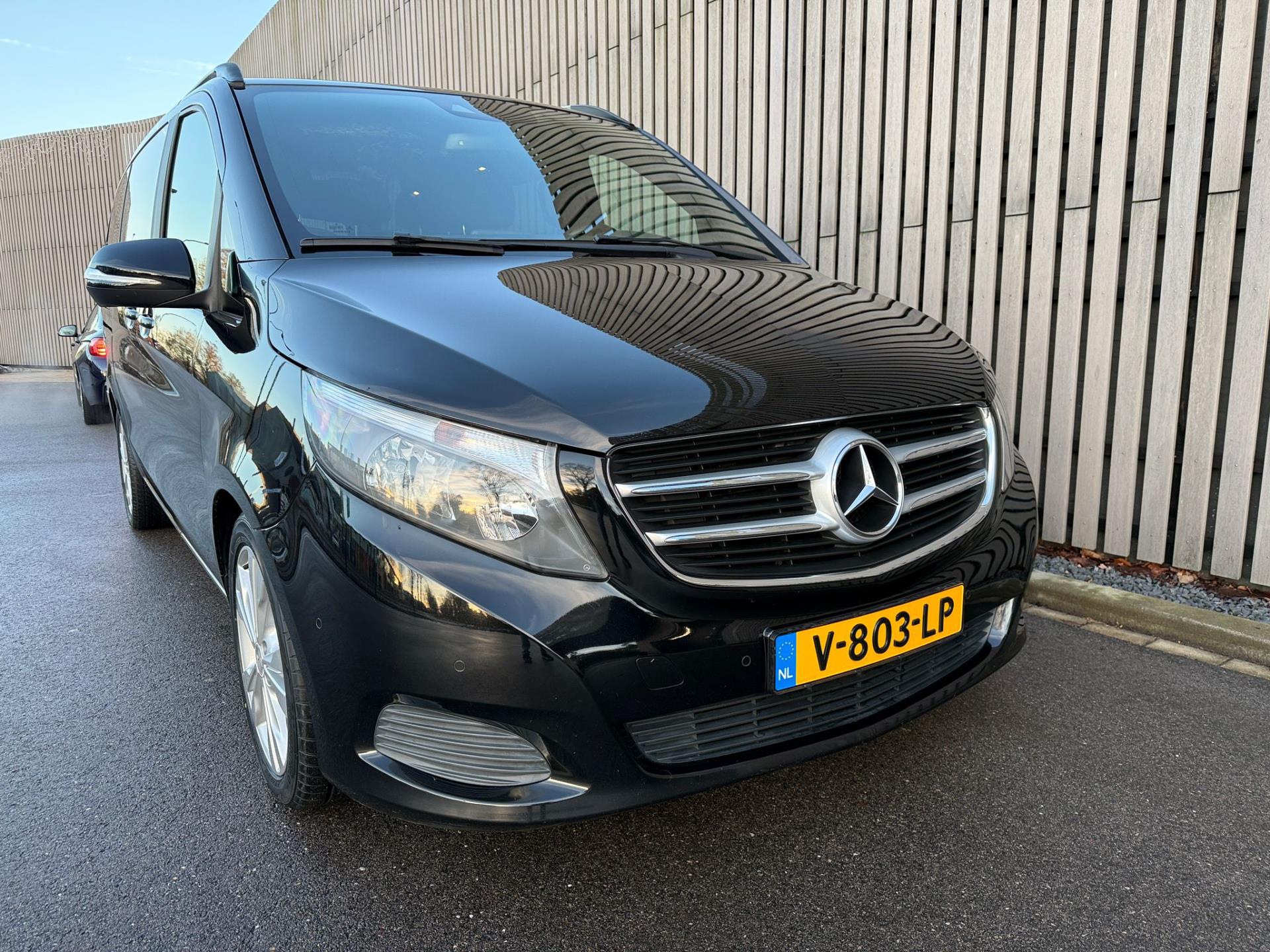 Foto van Mercedes-Benz V-klasse