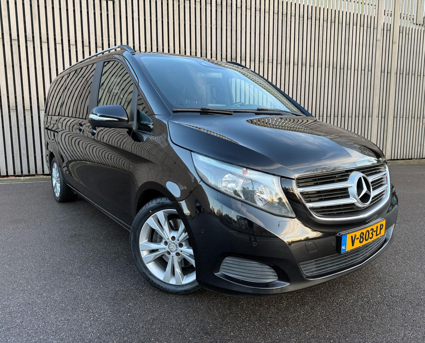 Foto van Mercedes-Benz V-klasse