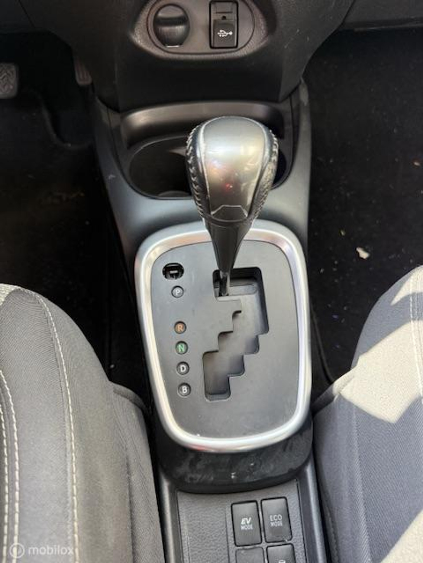 Foto van Toyota Toyota Yaris Hybrid