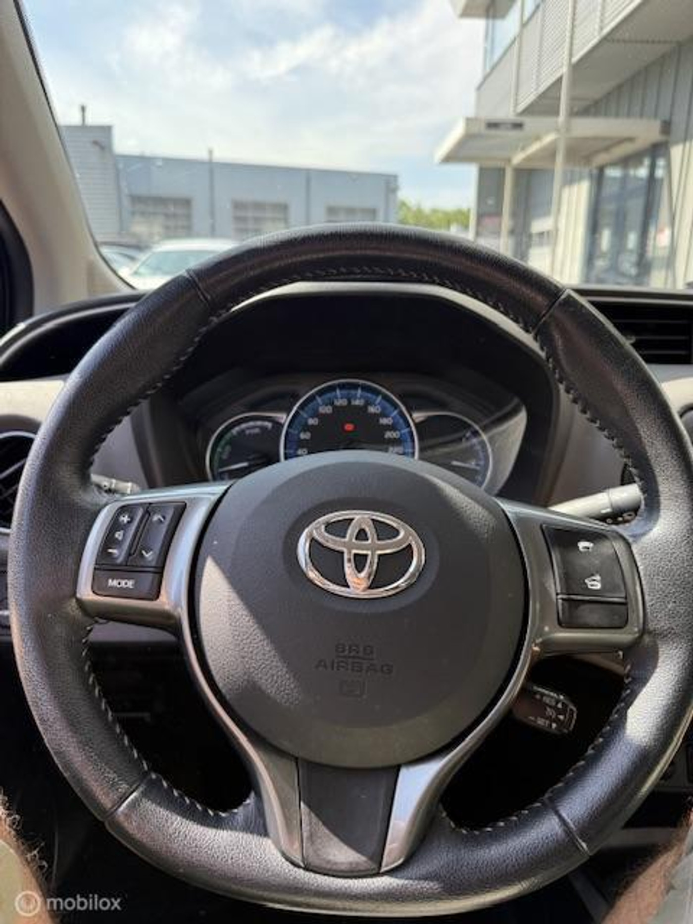 Foto van Toyota Toyota Yaris Hybrid