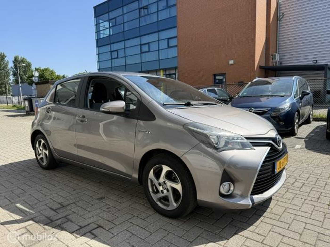Foto van Toyota Toyota Yaris Hybrid