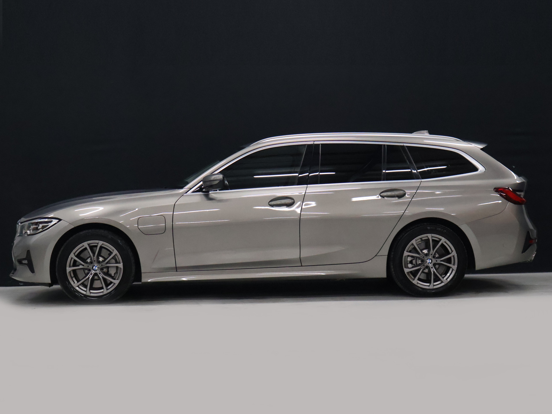 Foto van BMW 330e