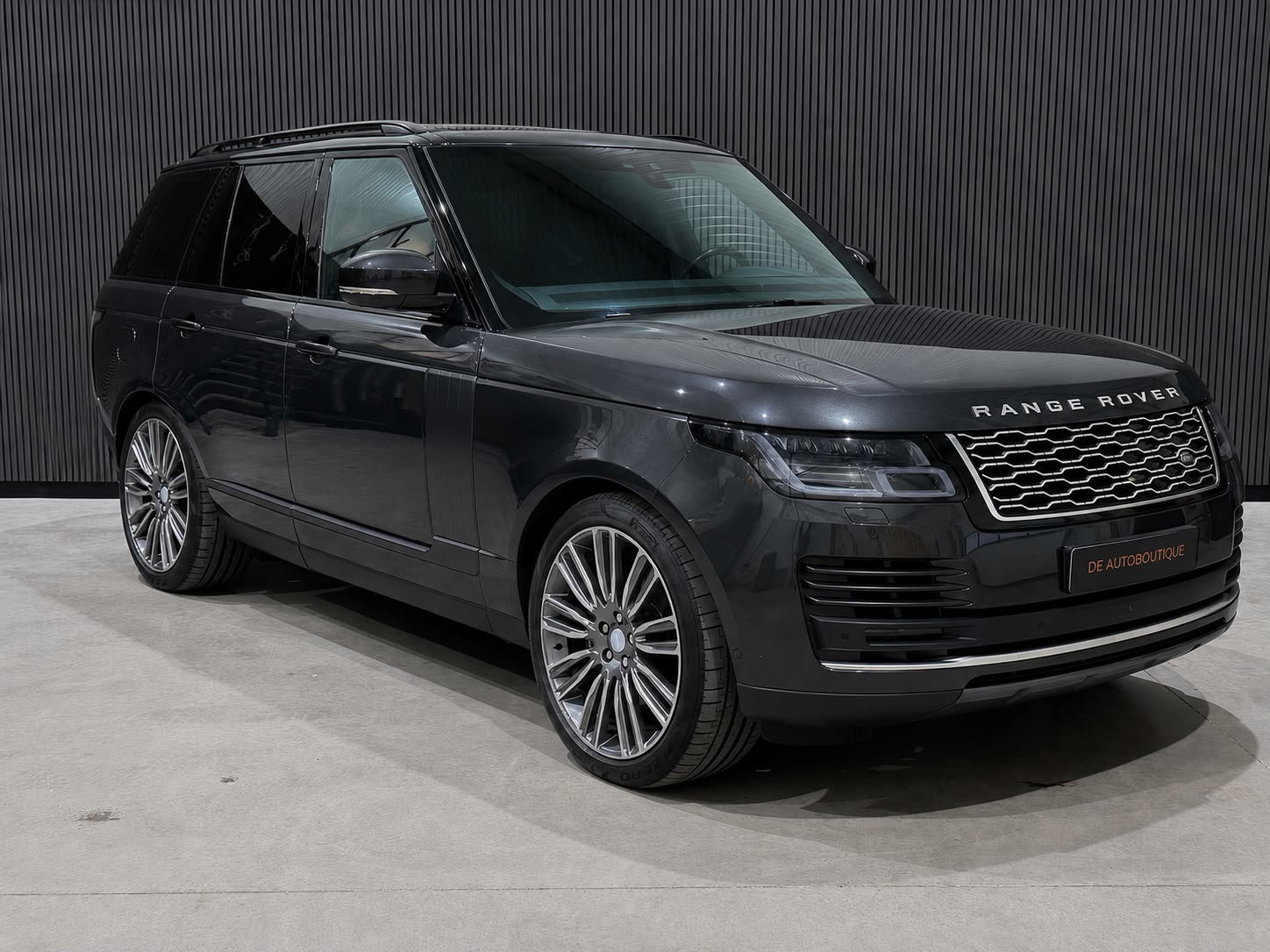 Land Rover Range Rover 2.0 P400e Vogue 2018 - voorkant