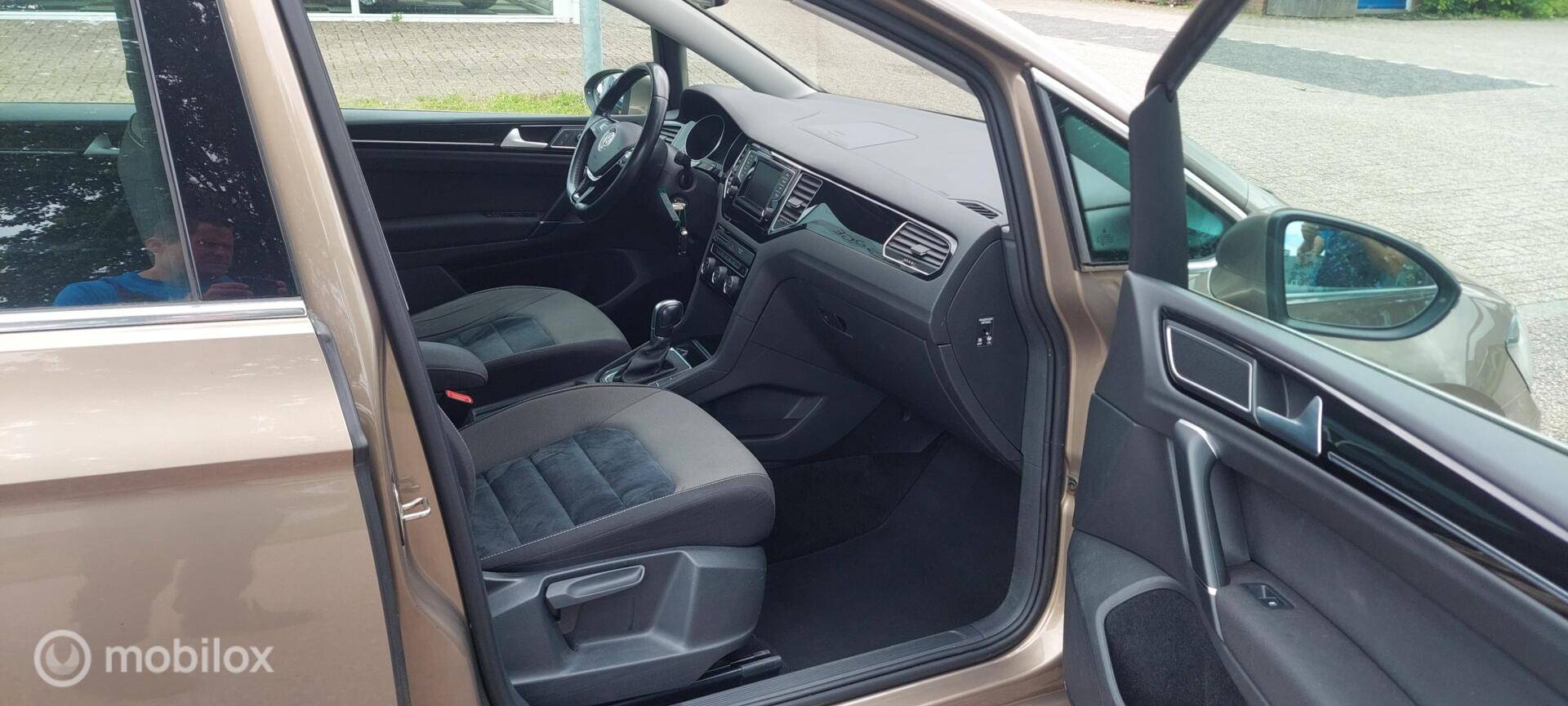 Foto van Volkswagen Golf Sportsvan
