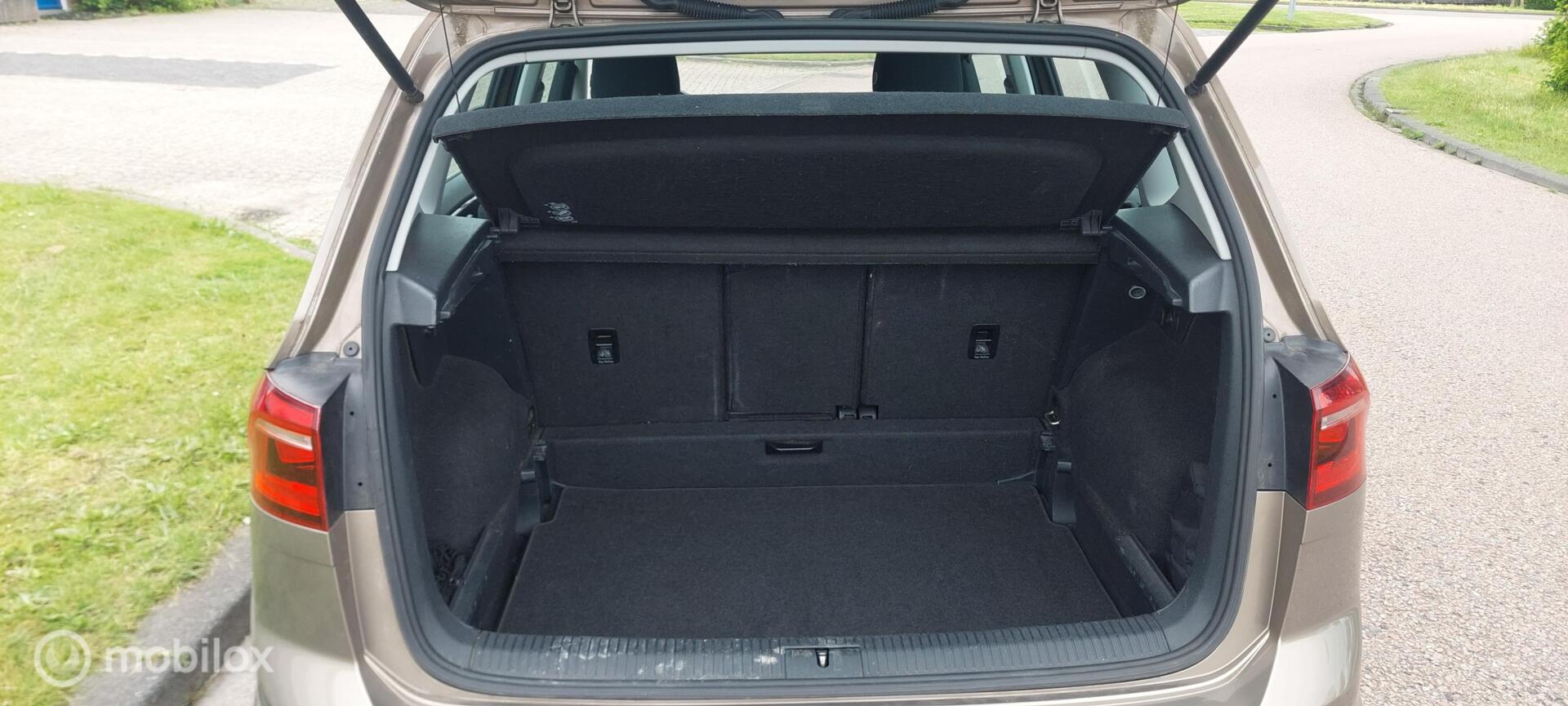 Foto van Volkswagen Golf Sportsvan