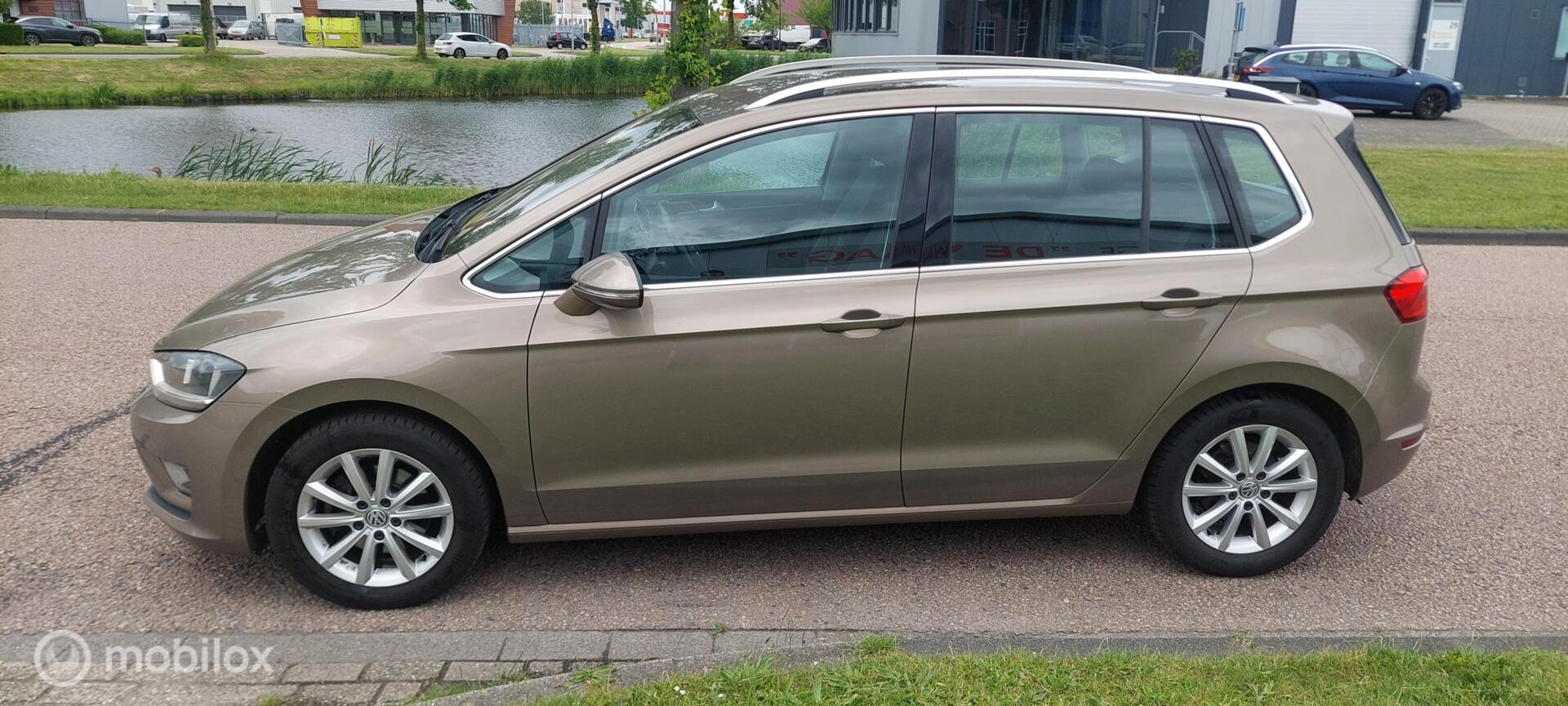 Foto van Volkswagen Golf Sportsvan