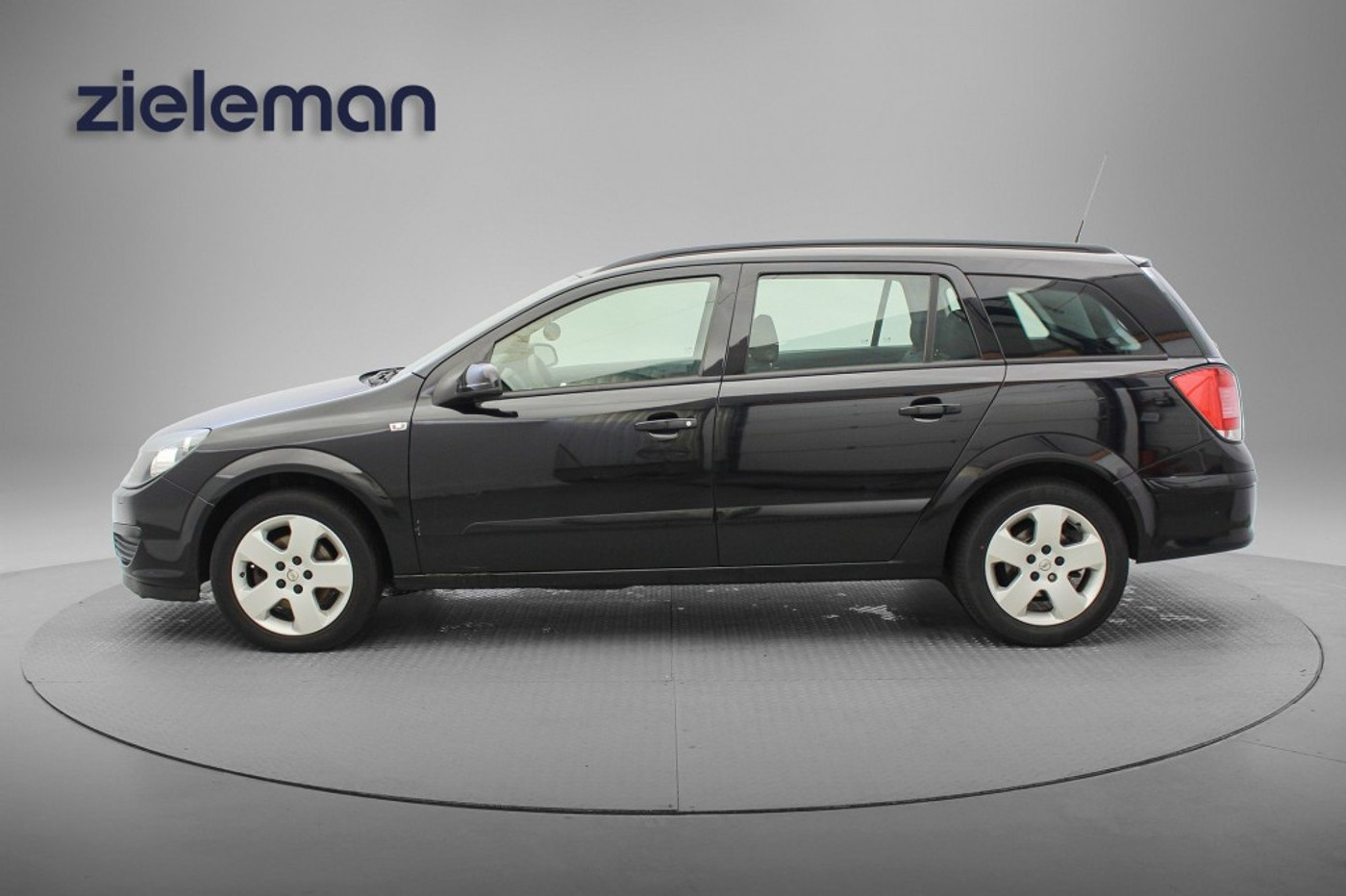 Foto van Opel Astra Station Wagon
