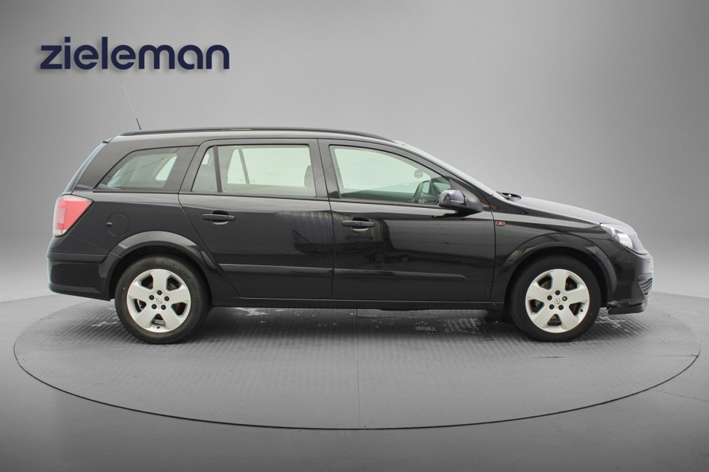 Foto van Opel Astra Station Wagon